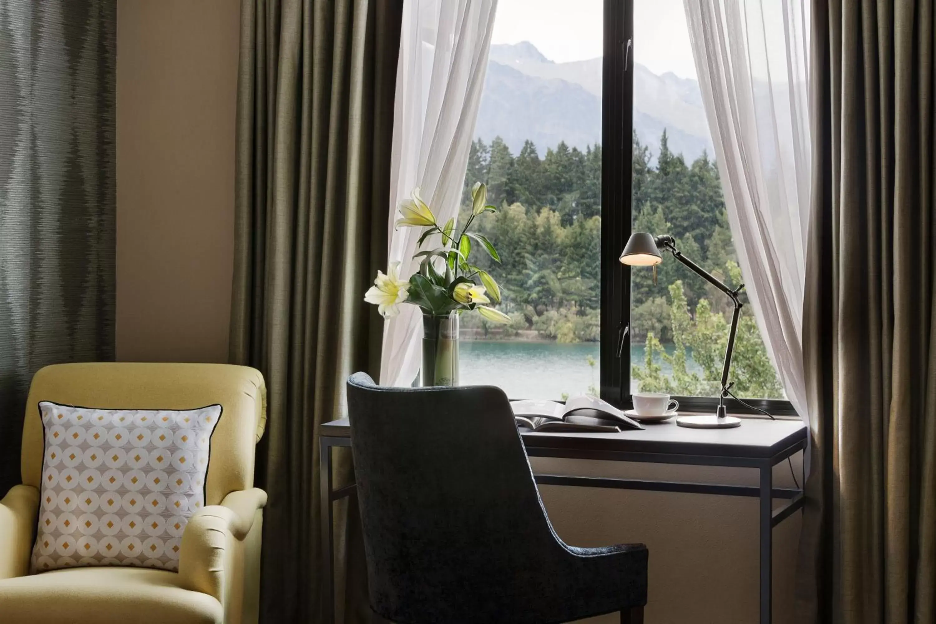 St Moritz King Room with Lake View in Hotel St Moritz Queenstown - MGallery by Sofitel