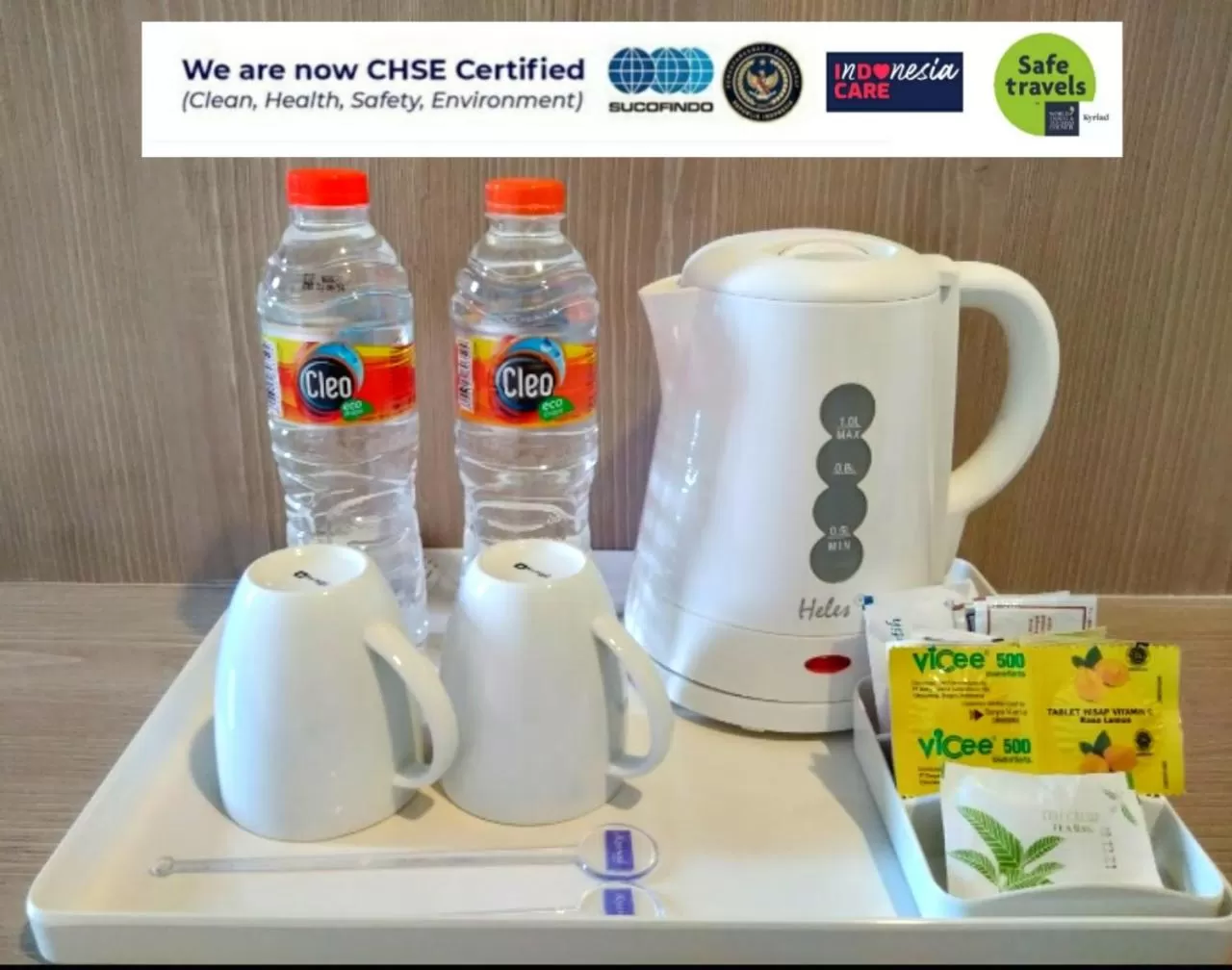 Coffee/tea facilities in Kyriad Fatmawati Jakarta