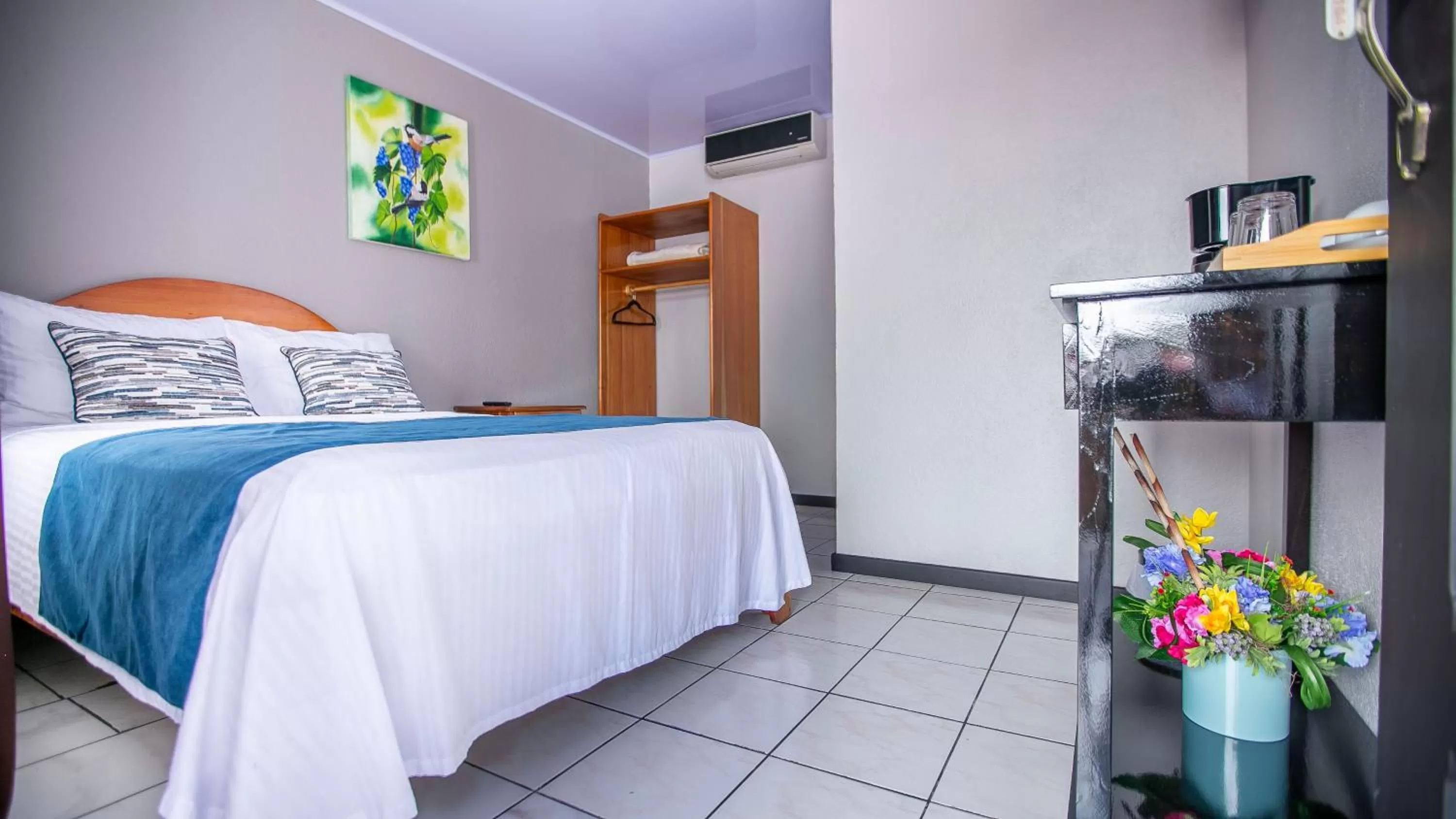 Bed in Hotel La Vid La Fortuna