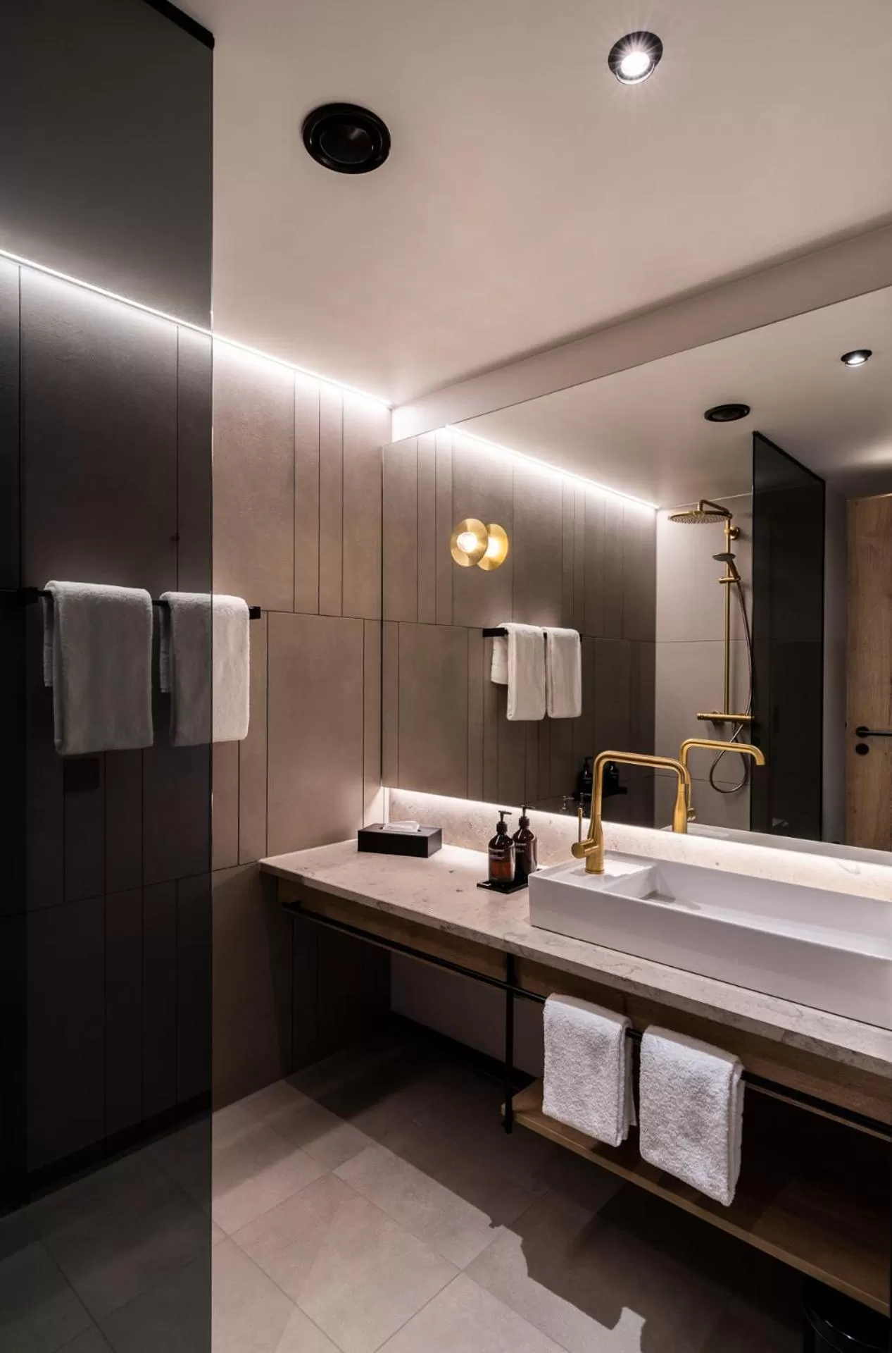 Bathroom in Das Altmühltal Hotel & Restaurant