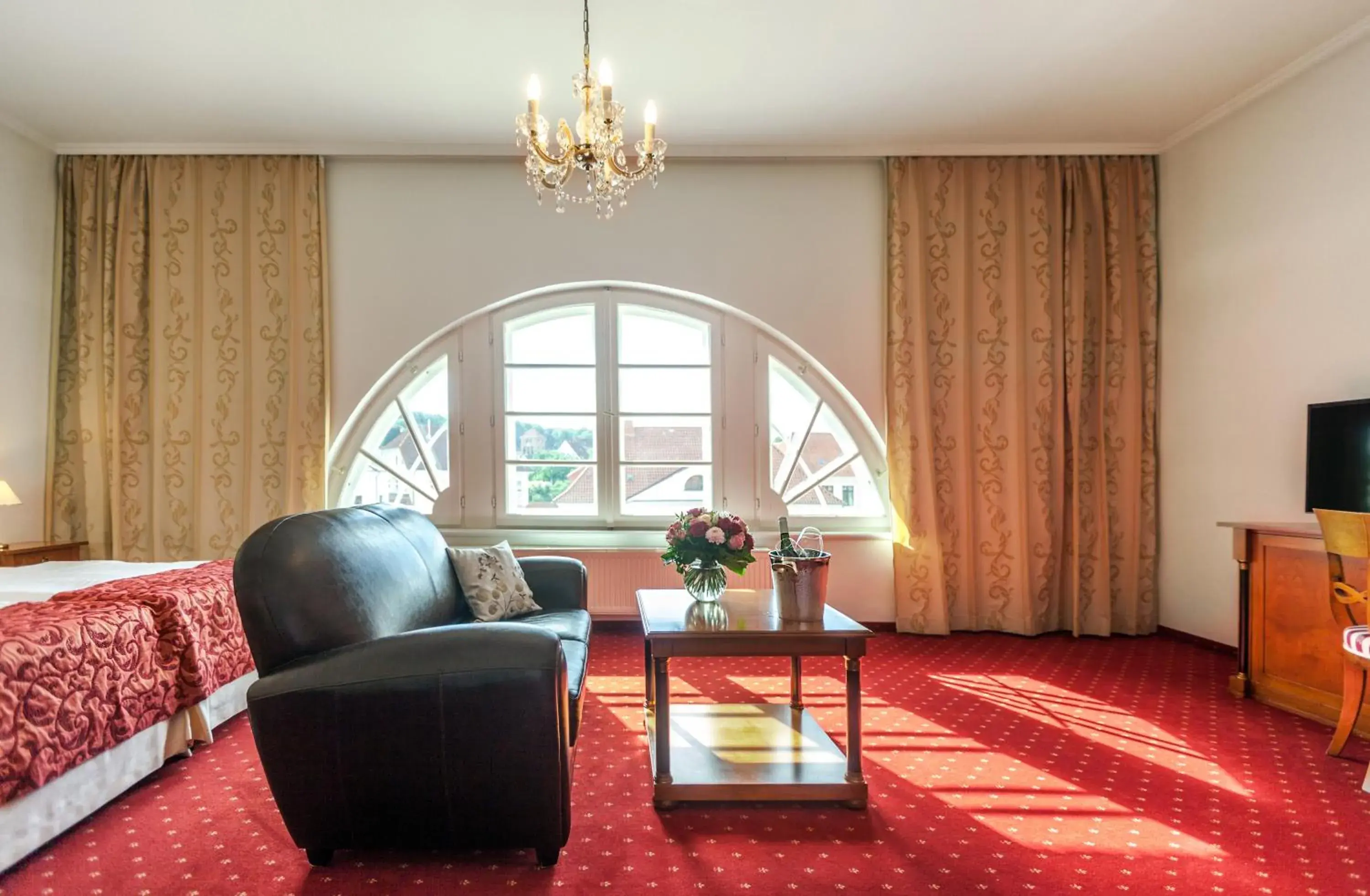 Photo of the whole room, Seating Area in Hotel Prinzenpalais Bad Doberan
