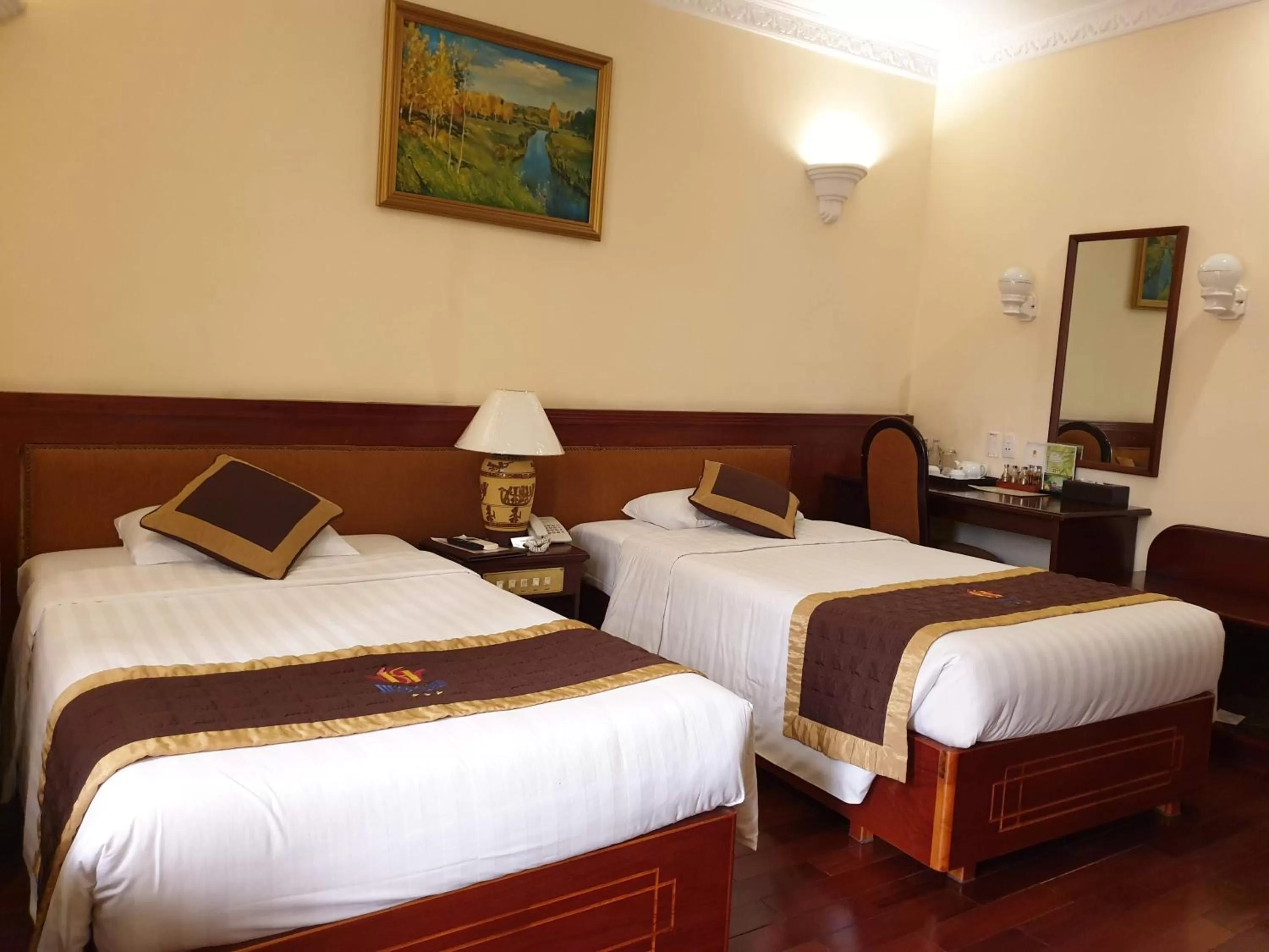 Bed in Huong Sen Hotel