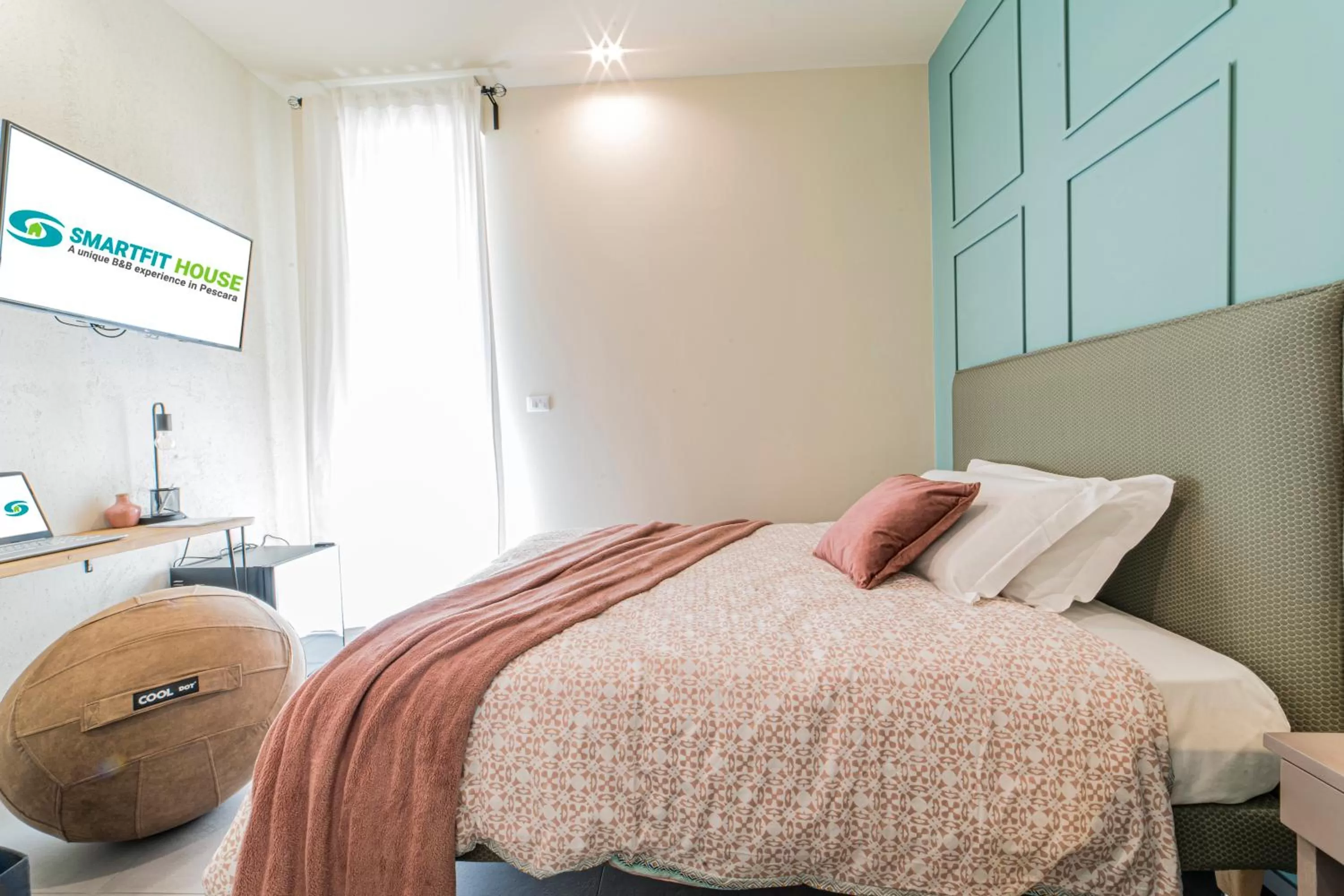 TV and multimedia, Bed in B&B SMARTFIT HOUSE - Room & Relax in Pescara