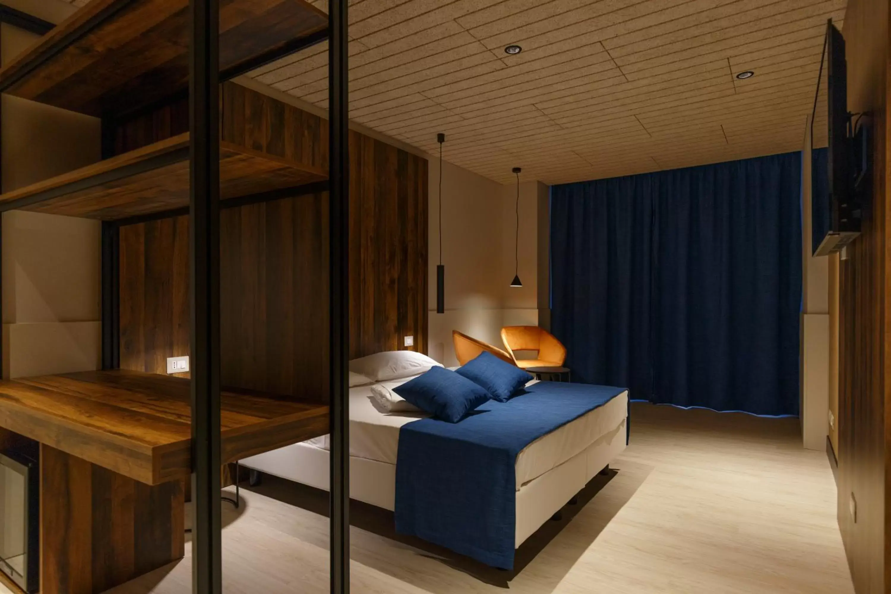 Bedroom, Bed in Grand Hotel Riva