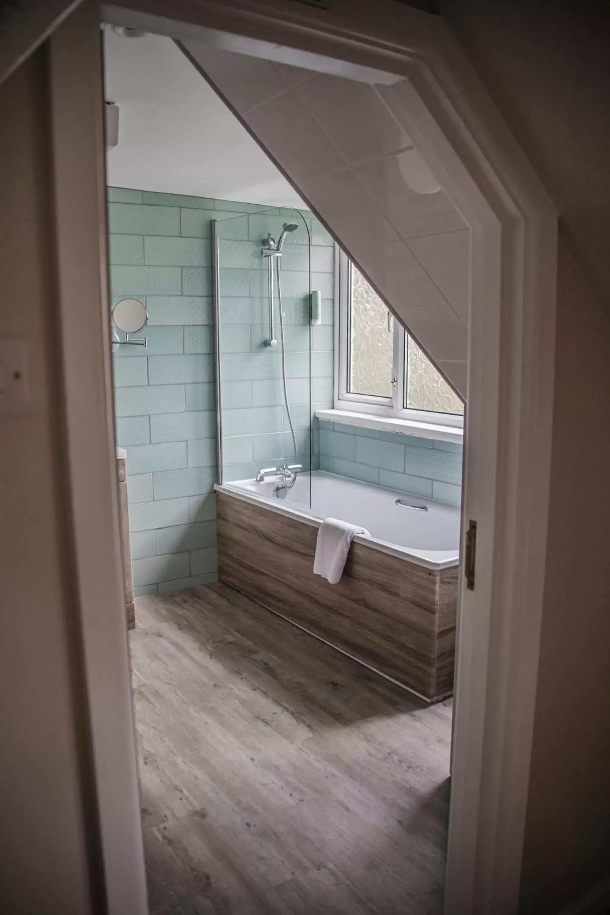 Shower, Bathroom in The Lodge At Meyrick Park