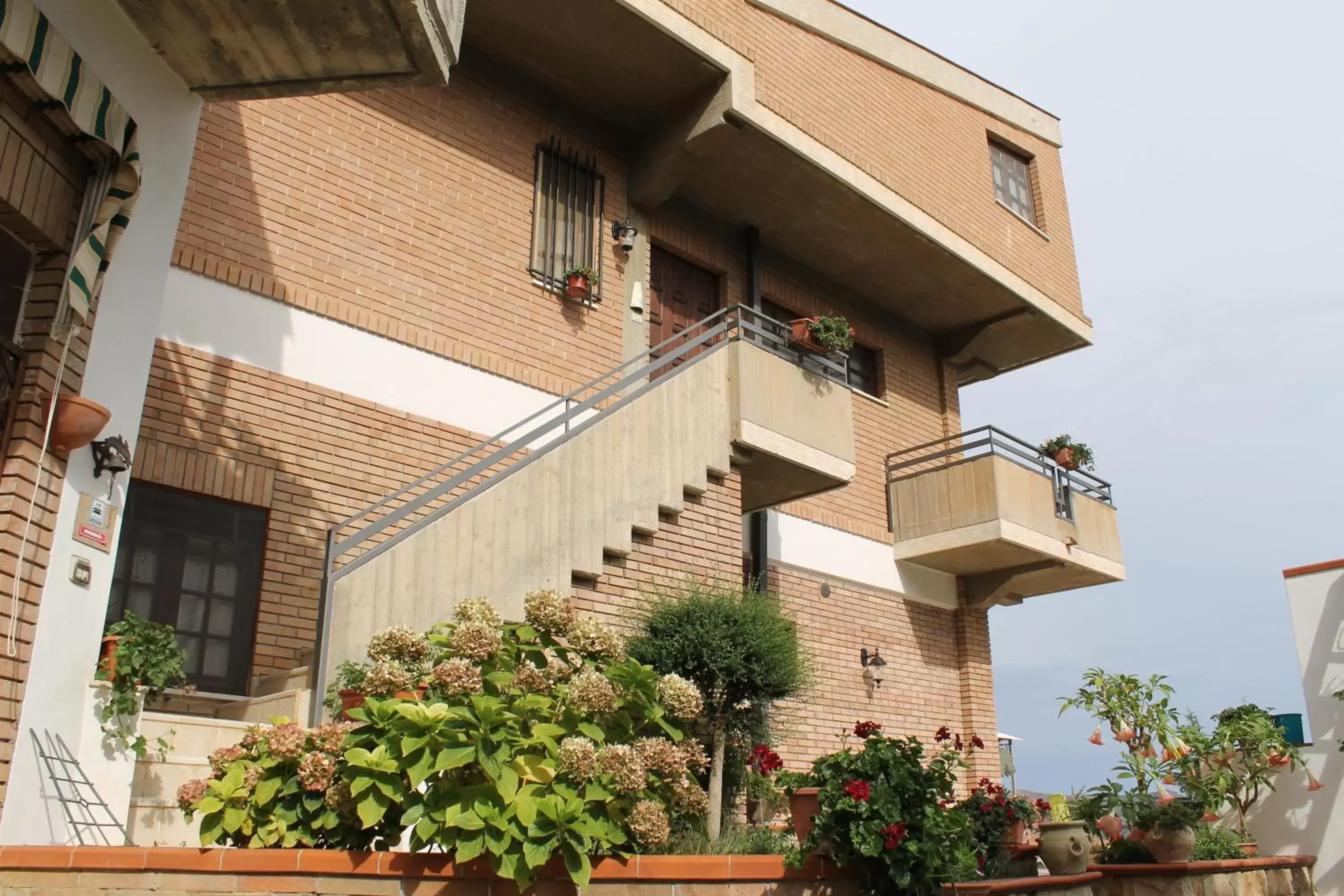 Facade/entrance, Property Building in B&B Villa Letizia