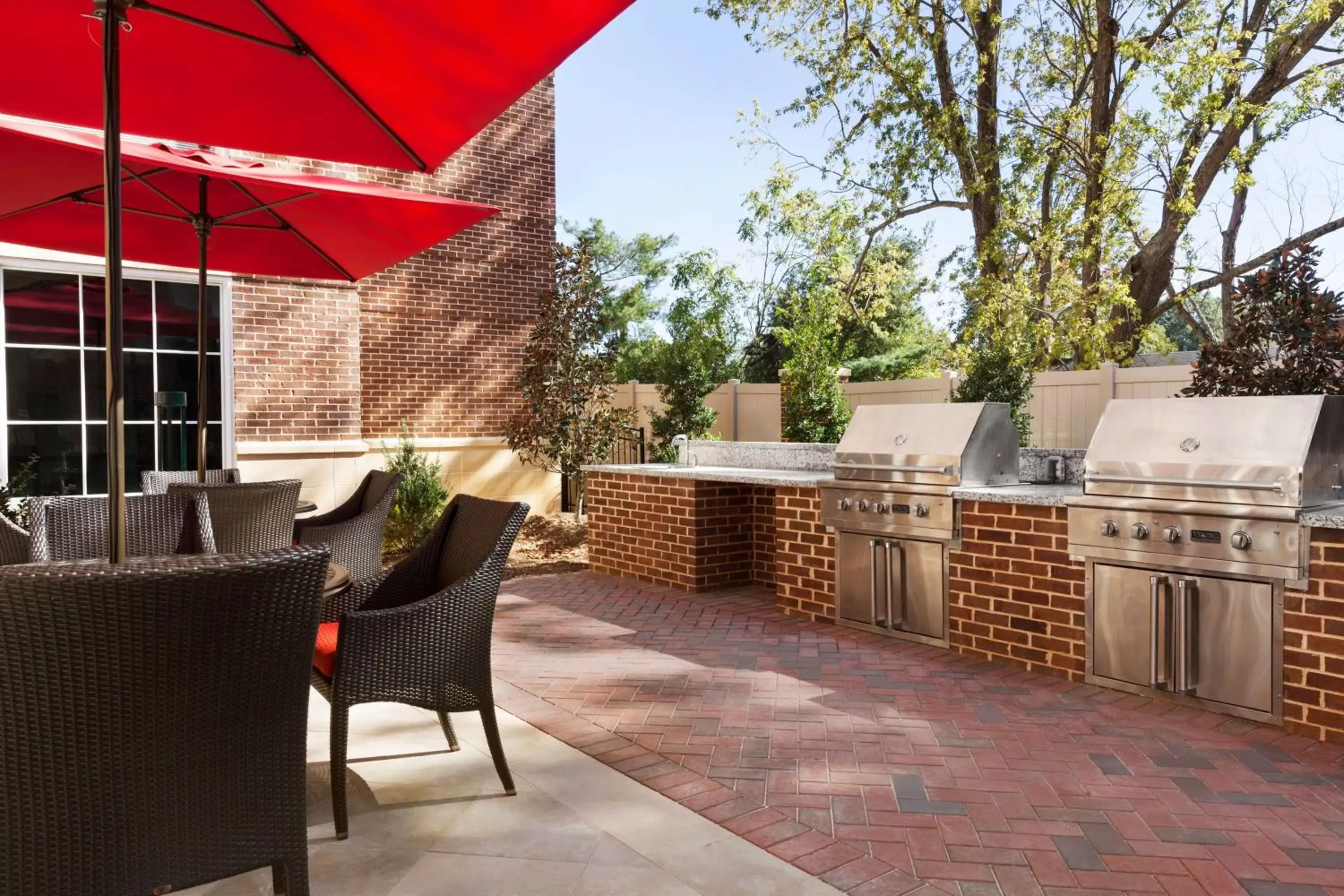 Patio, BBQ Facilities in Homewood Suites By Hilton Charlotte Southpark