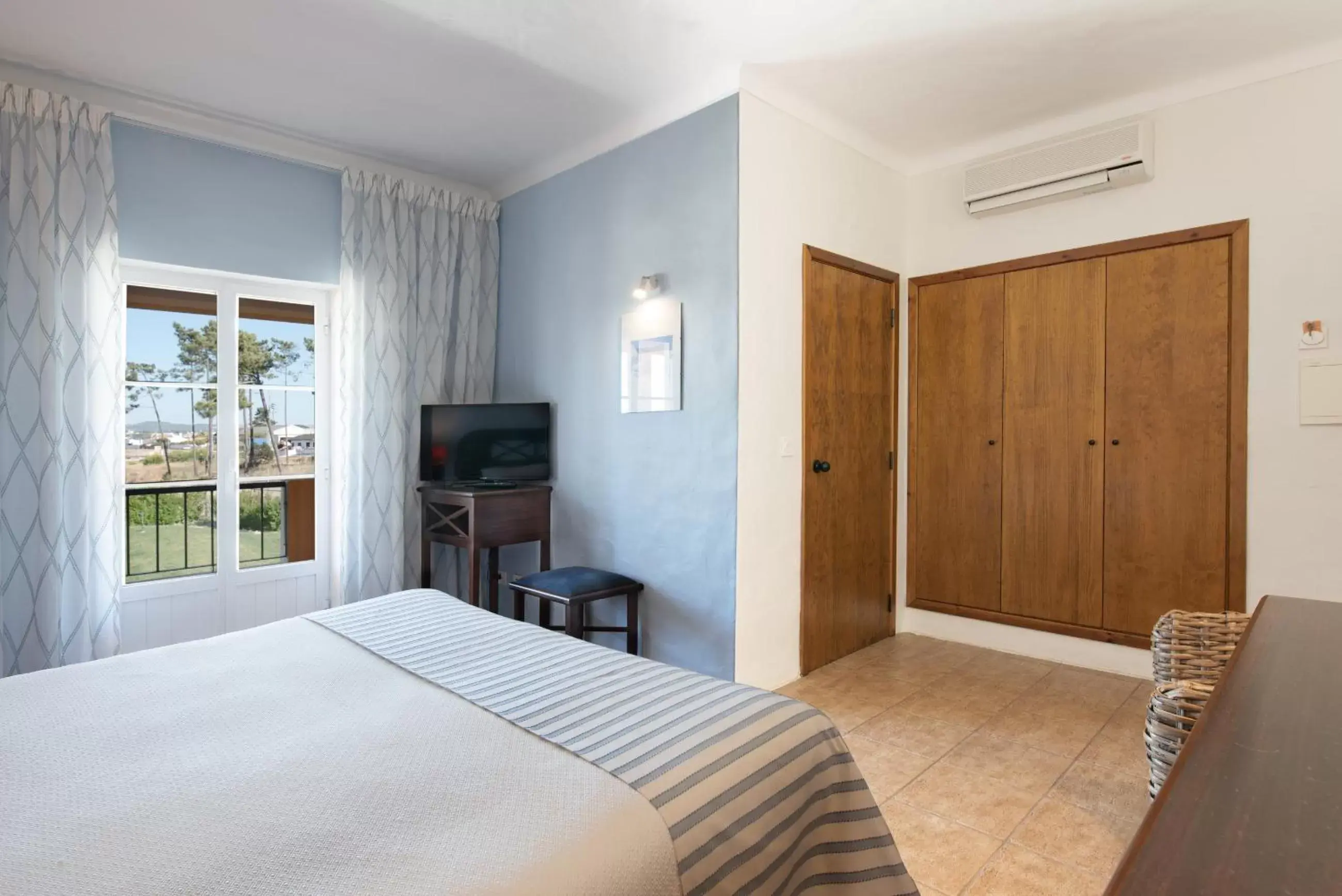 Bedroom, Room Photo in Hotel Rural Monte da Leziria