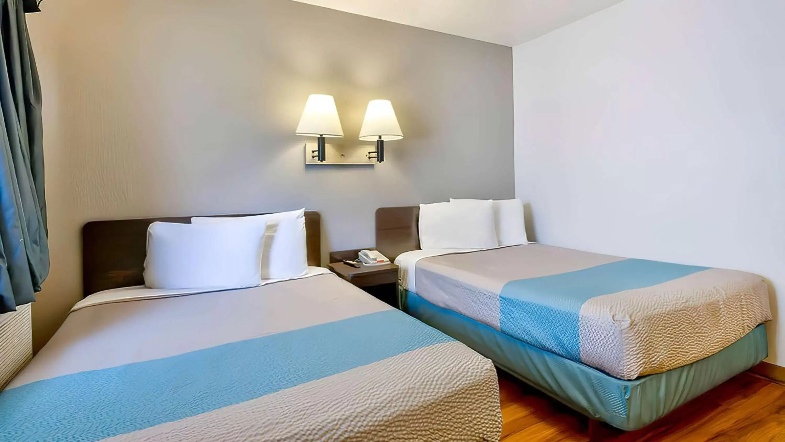 Bedroom, Bed in Motel 6-Tucumcari, NM Bedroom, Bed in Motel 6-Tucumcari, NM