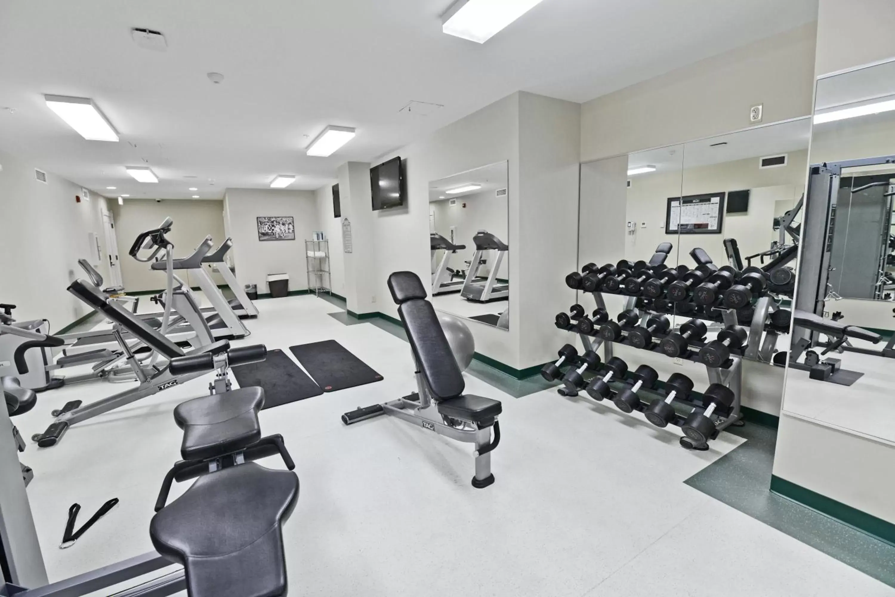 Fitness centre/facilities, Fitness Center/Facilities in Grant Street Inn - Bloomington