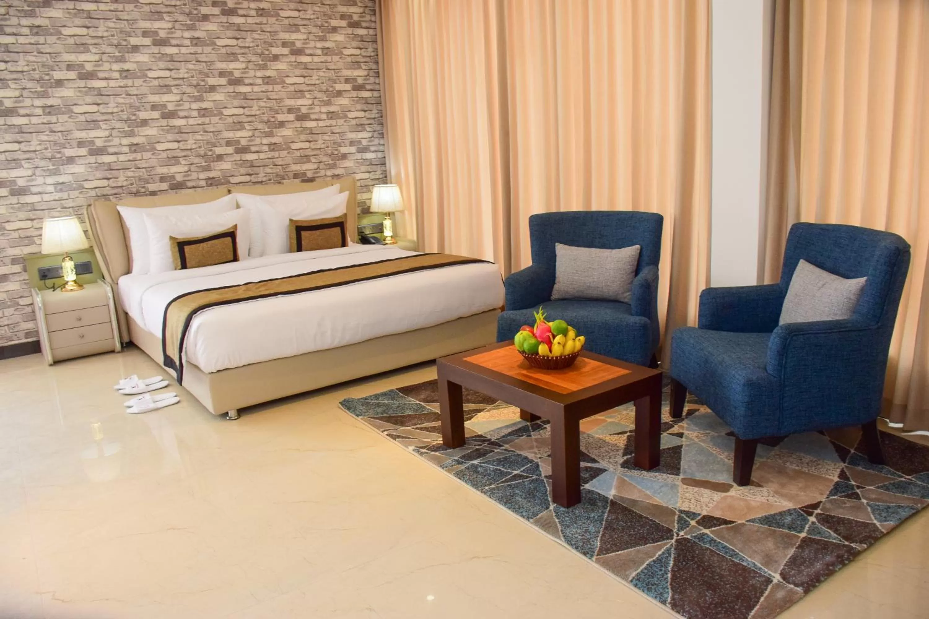 Living room, Bed in Ruvisha Beach Hotel