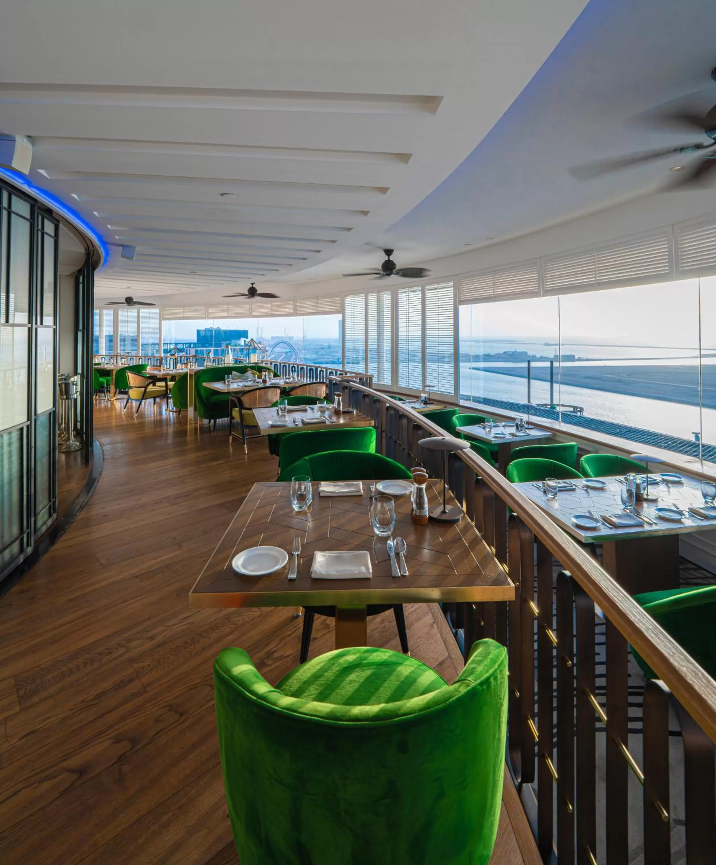 Restaurant/places to eat in Hyatt Regency Dubai - Corniche