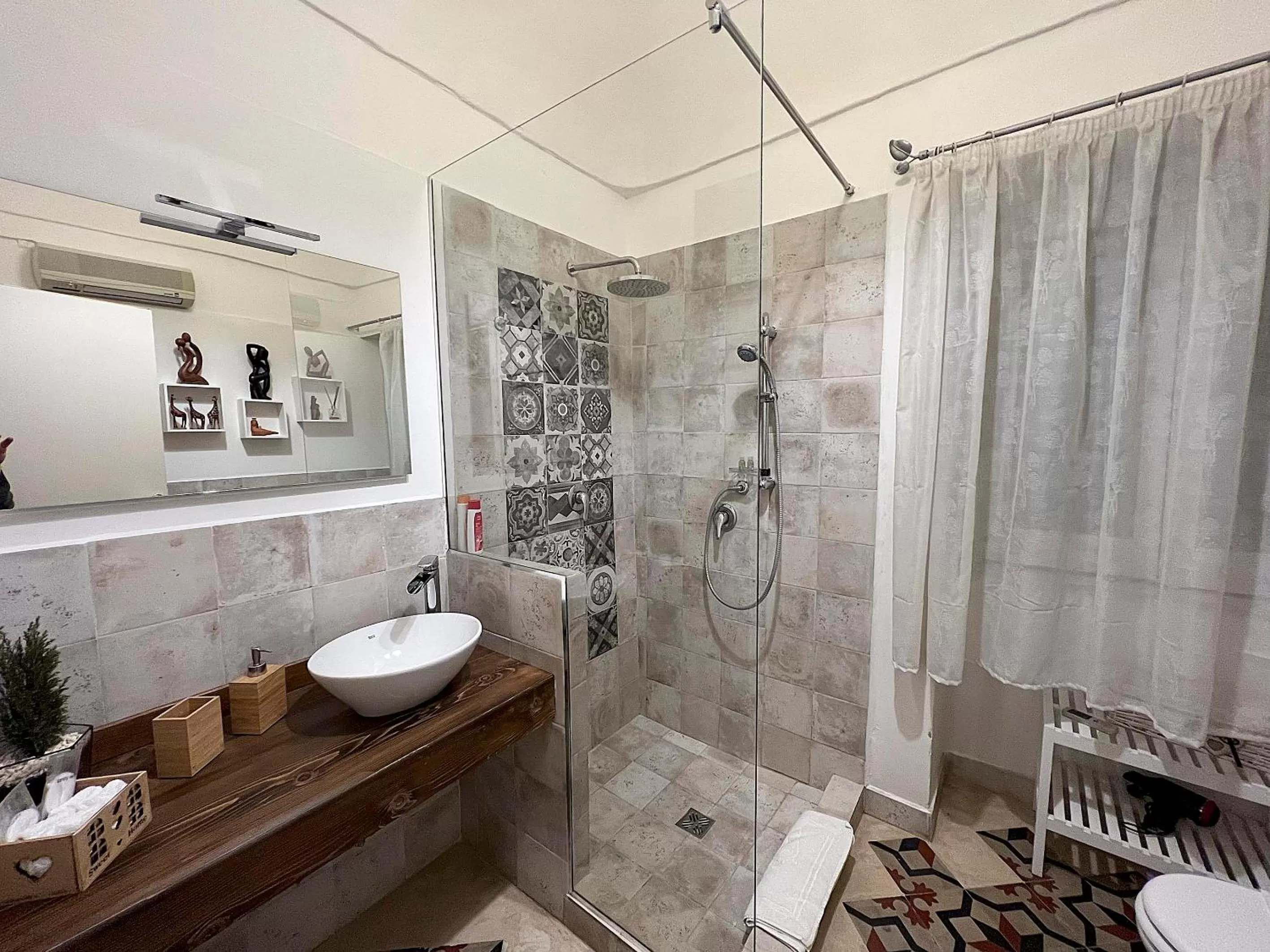 Bathroom in Jasper B&B