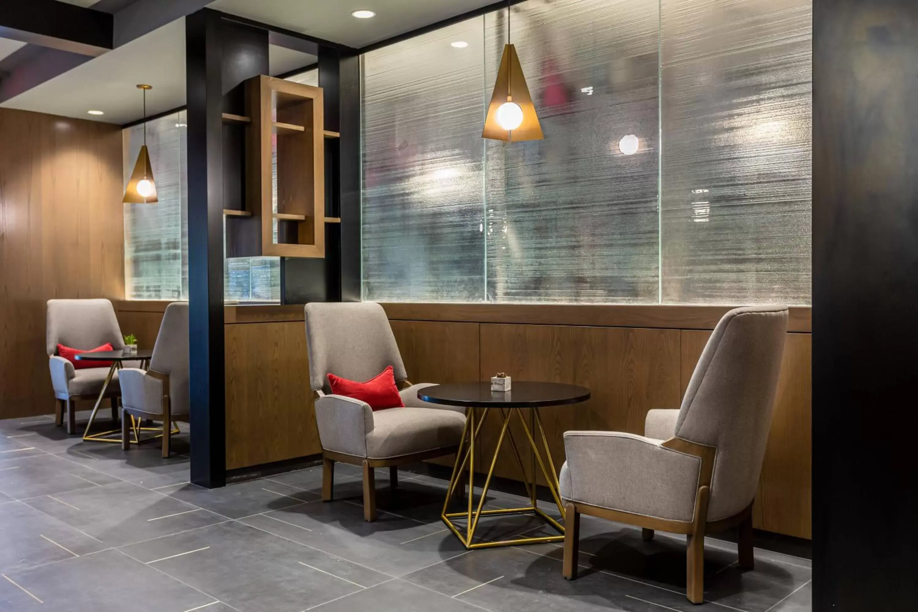 Lounge or bar, Seating Area in Marriott Providence Downtown