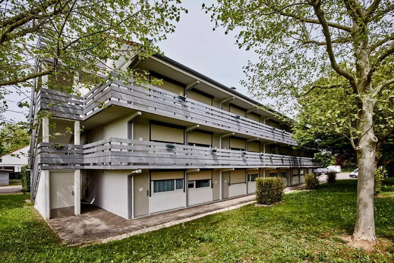 Property Building in Campanile Melun Sénart