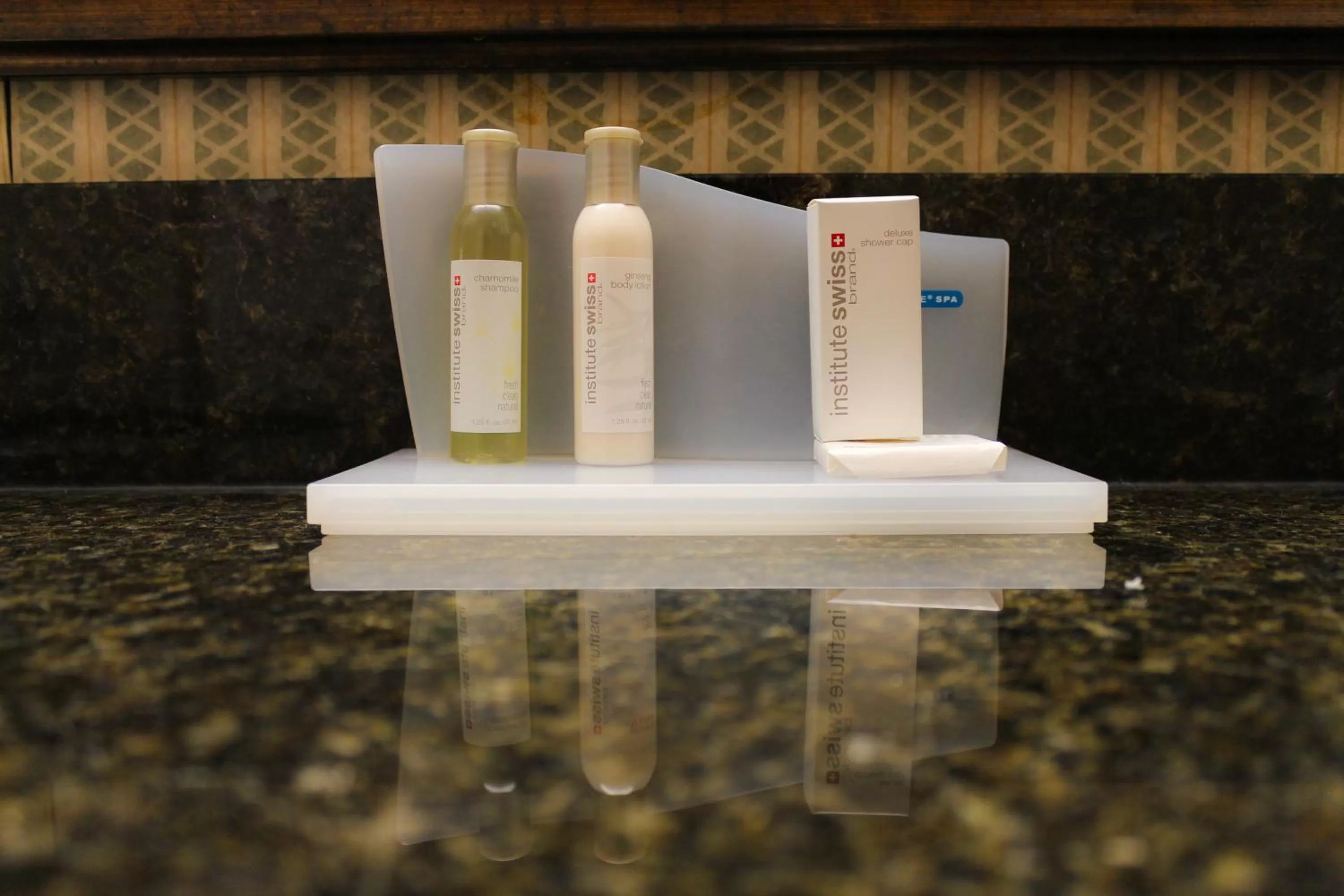 Bathroom in Ramada Plaza by Wyndham Atlanta Airport