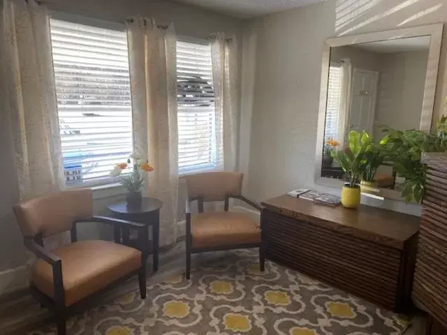 Lobby or reception, Seating Area in Andy Griffith Parkway Inn