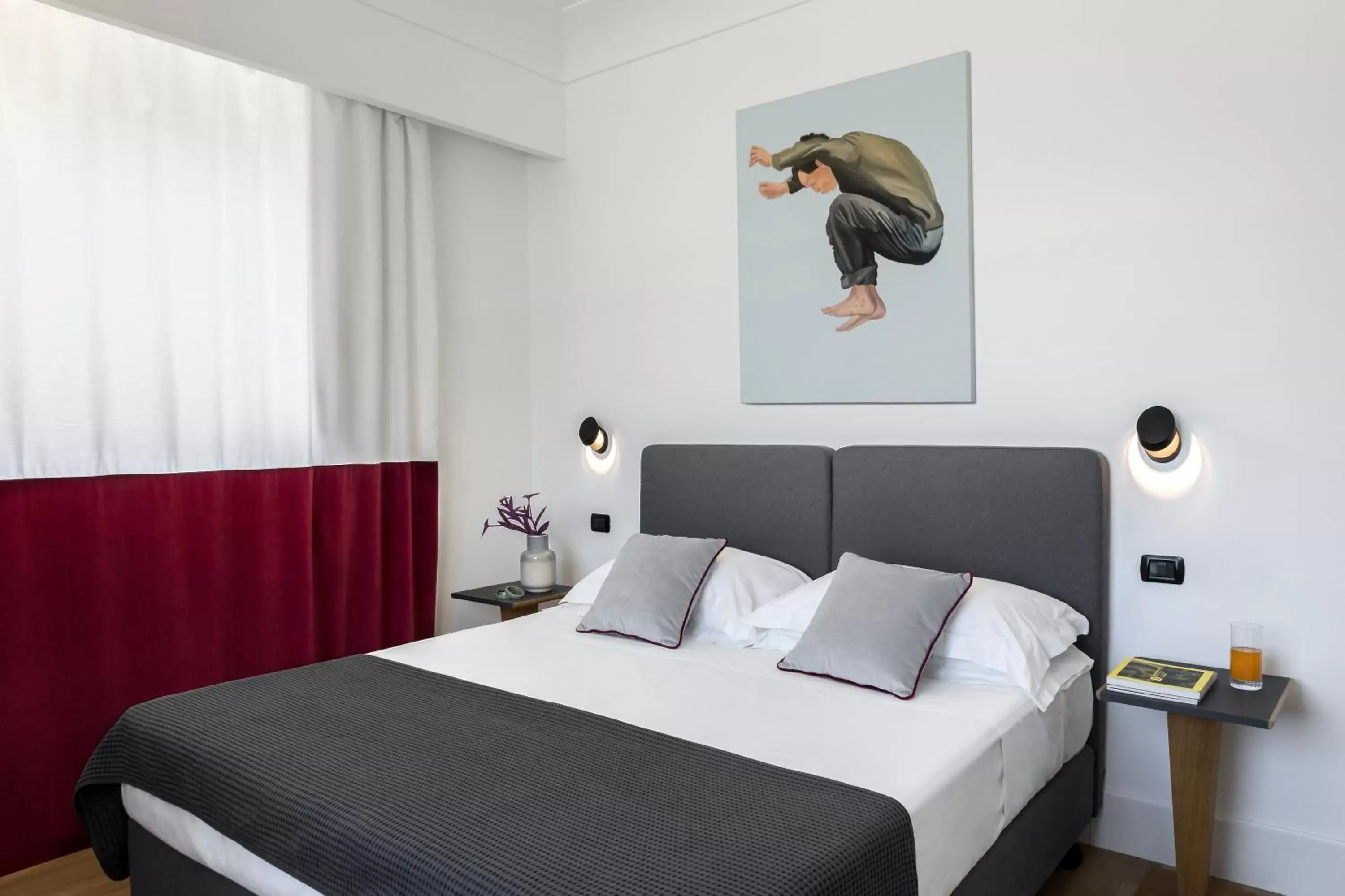 Superior Double Room in Hotel Plaza Opéra Superior Double Room in Hotel Plaza Opéra