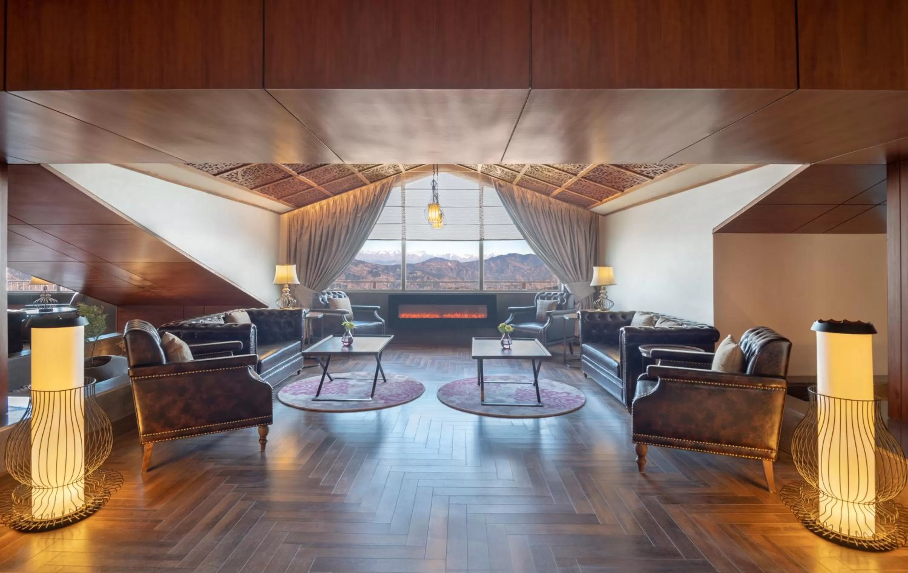 Seating area in Radisson Kufri