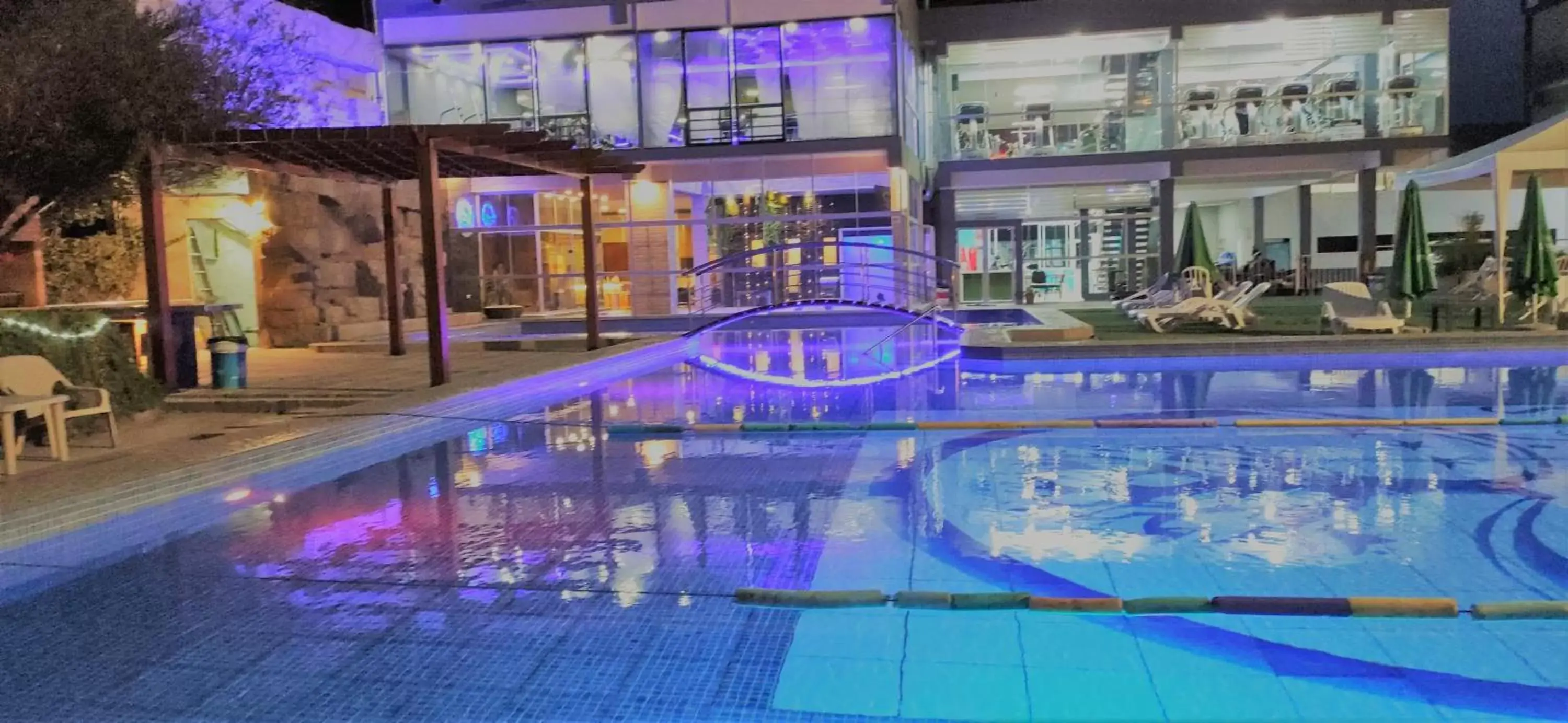 Pool view, Swimming Pool in Hotel Los Ceibos