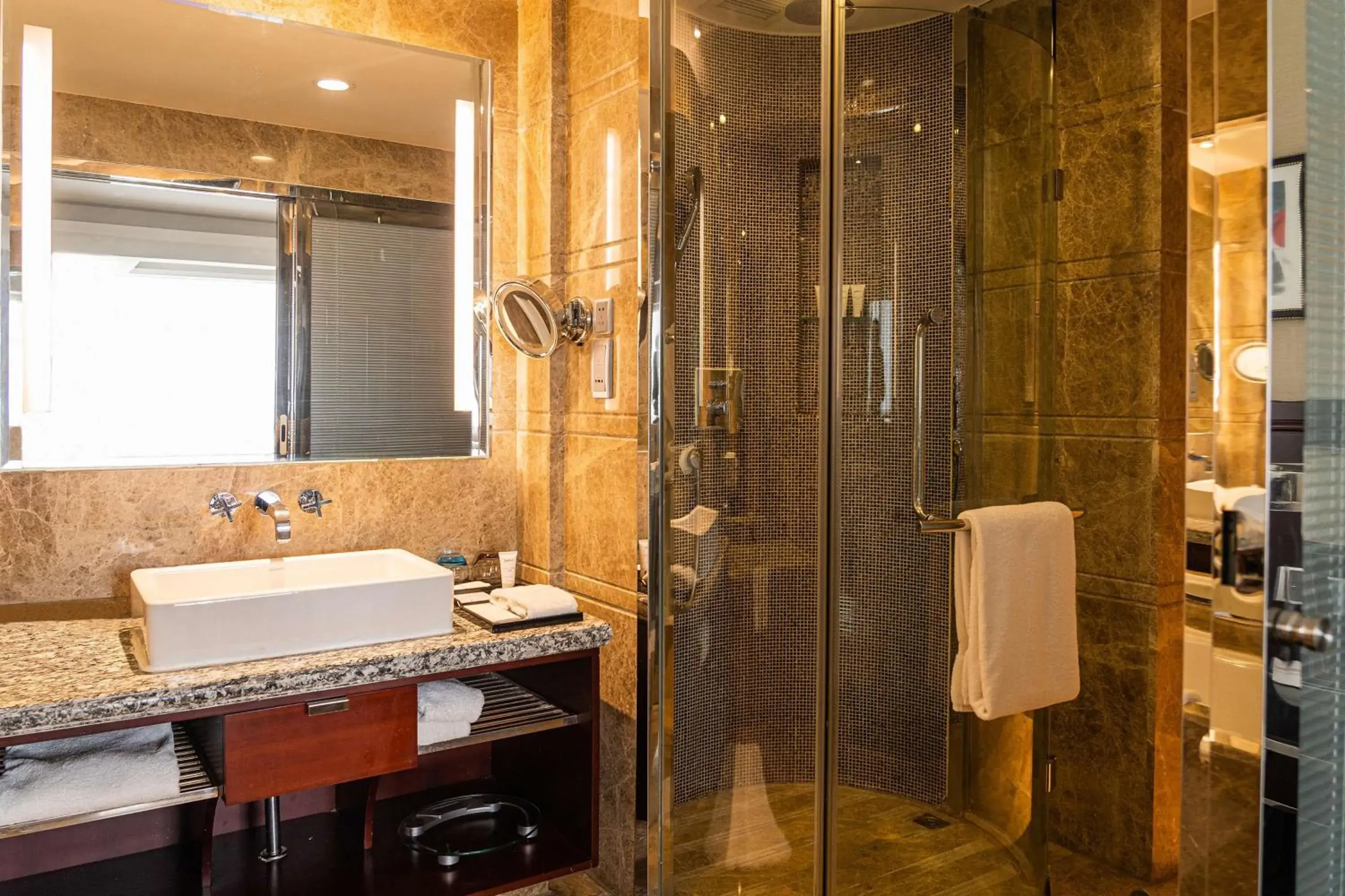 Bathroom in Radisson Tianjin