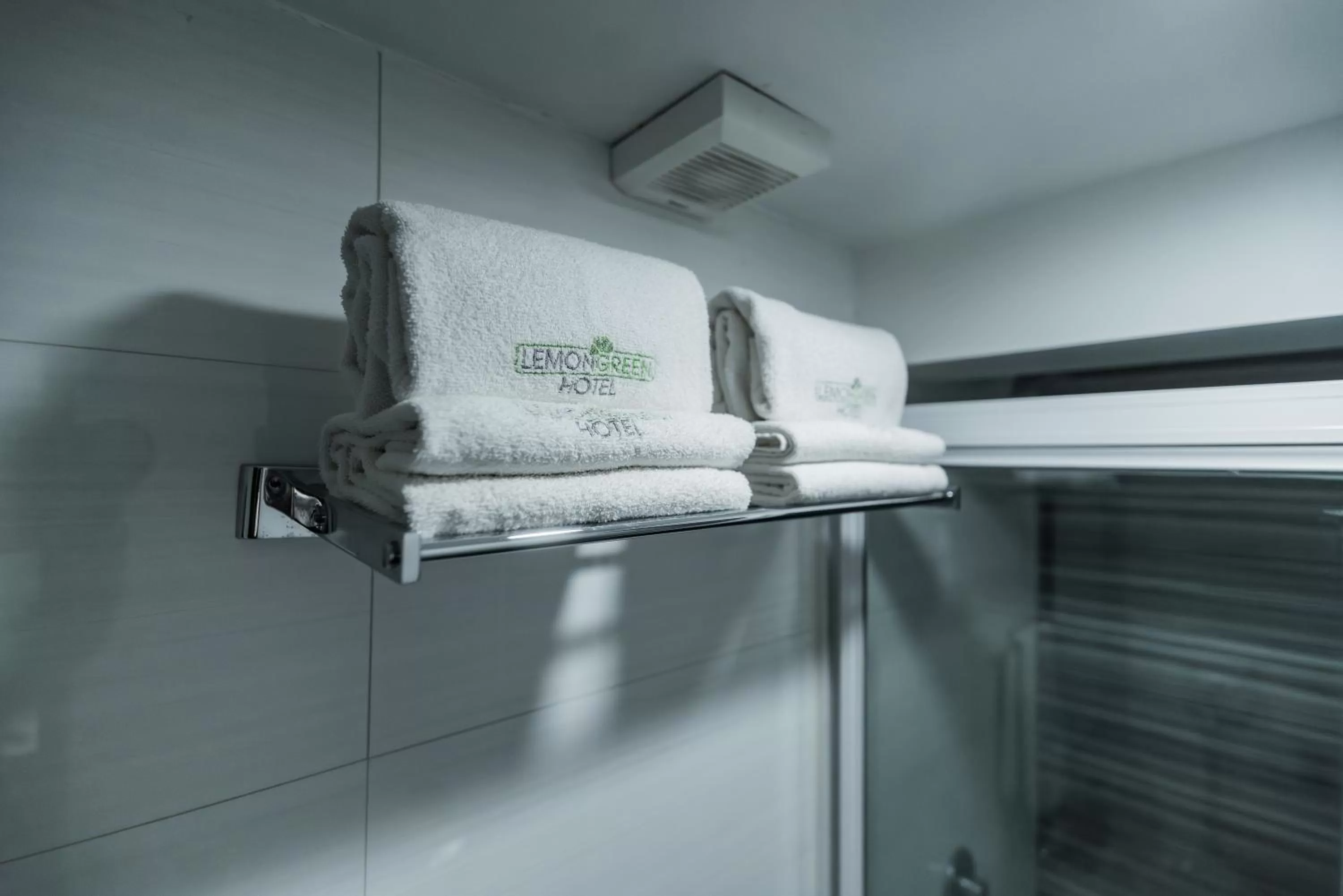 towels in HOTEL LEMON GREEN -Zona Expo Frente al Centro de Convenciones
