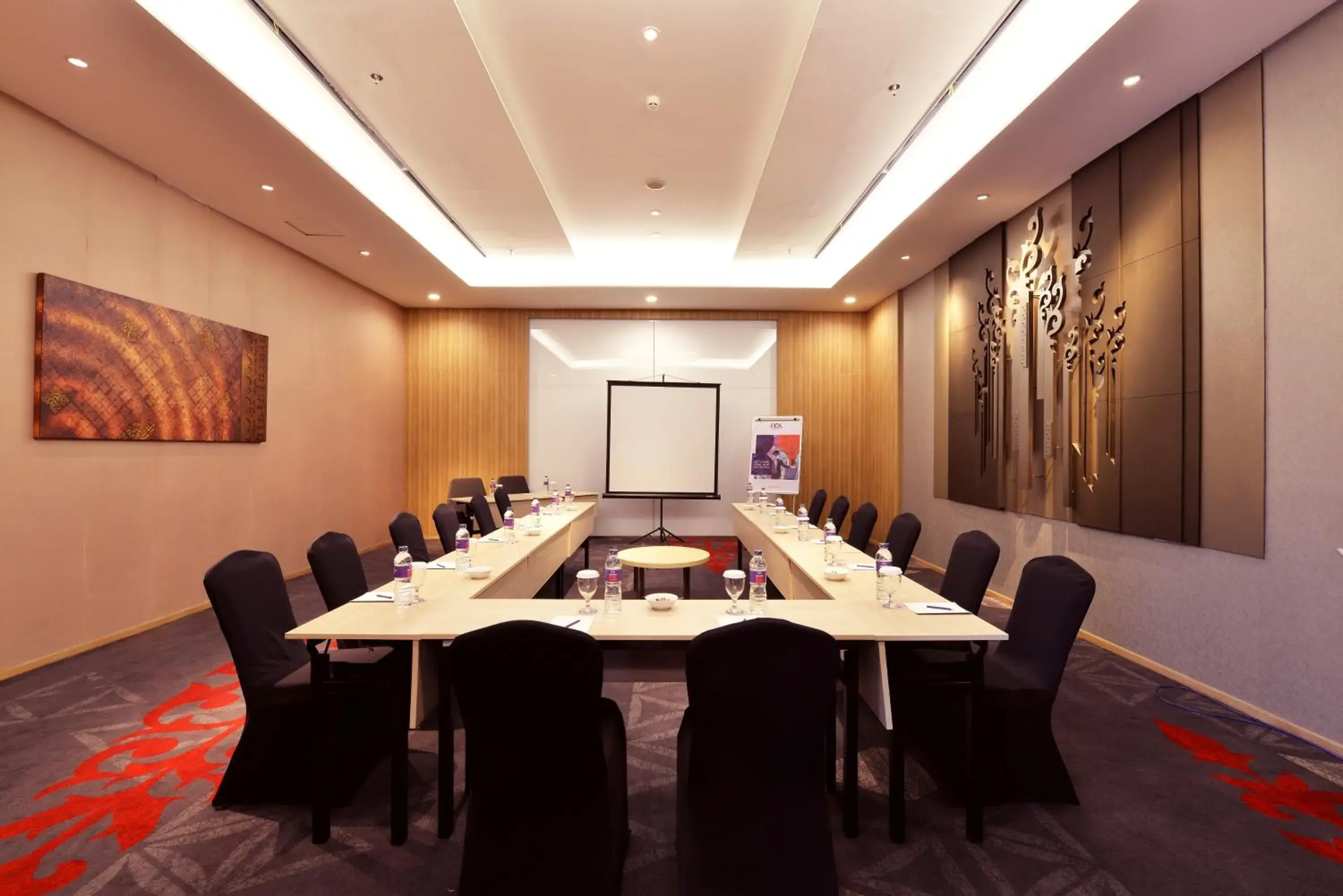 Meeting/conference room in FOX Hotel Pekanbaru