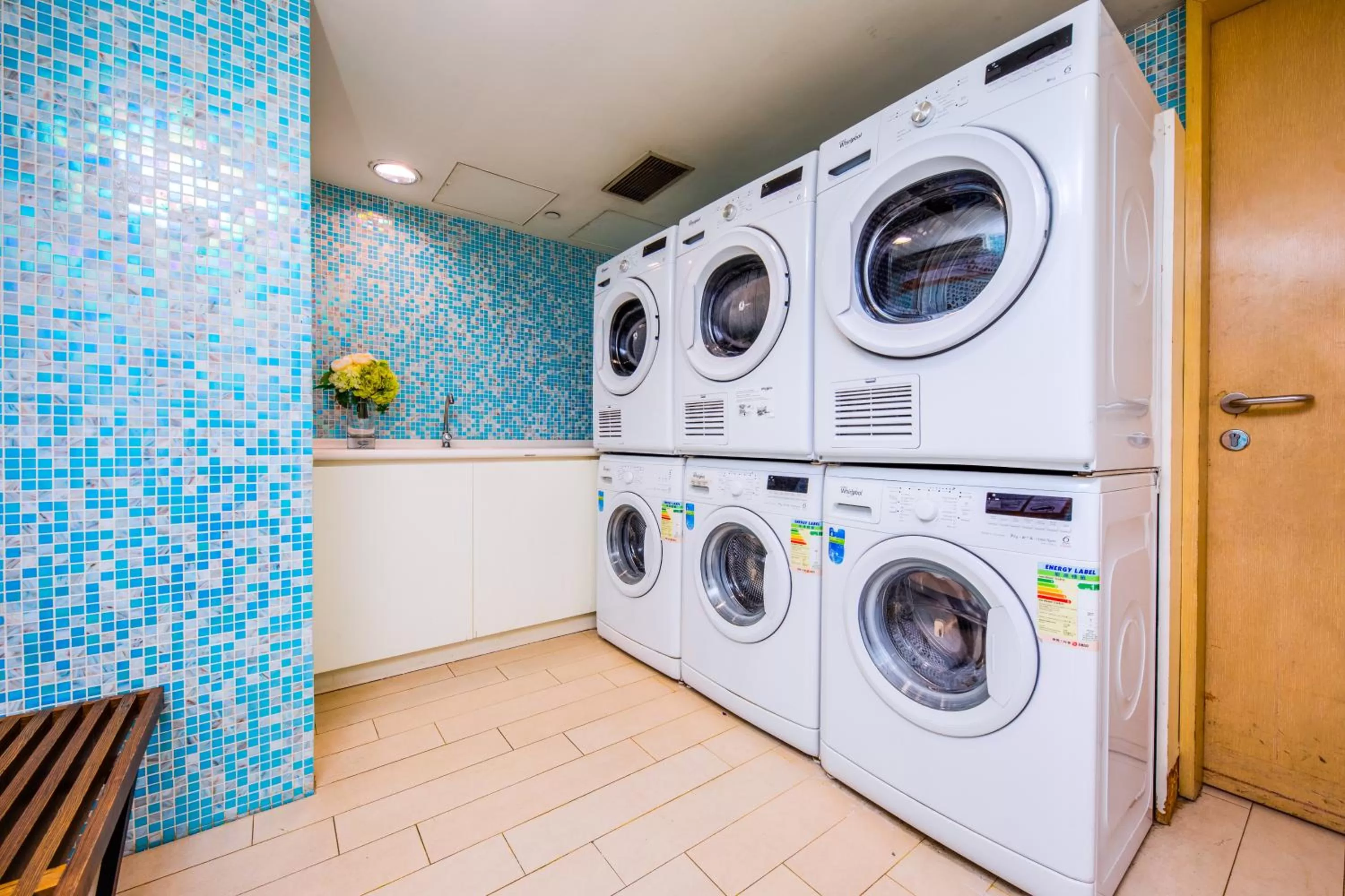 Area and facilities in The Connaught