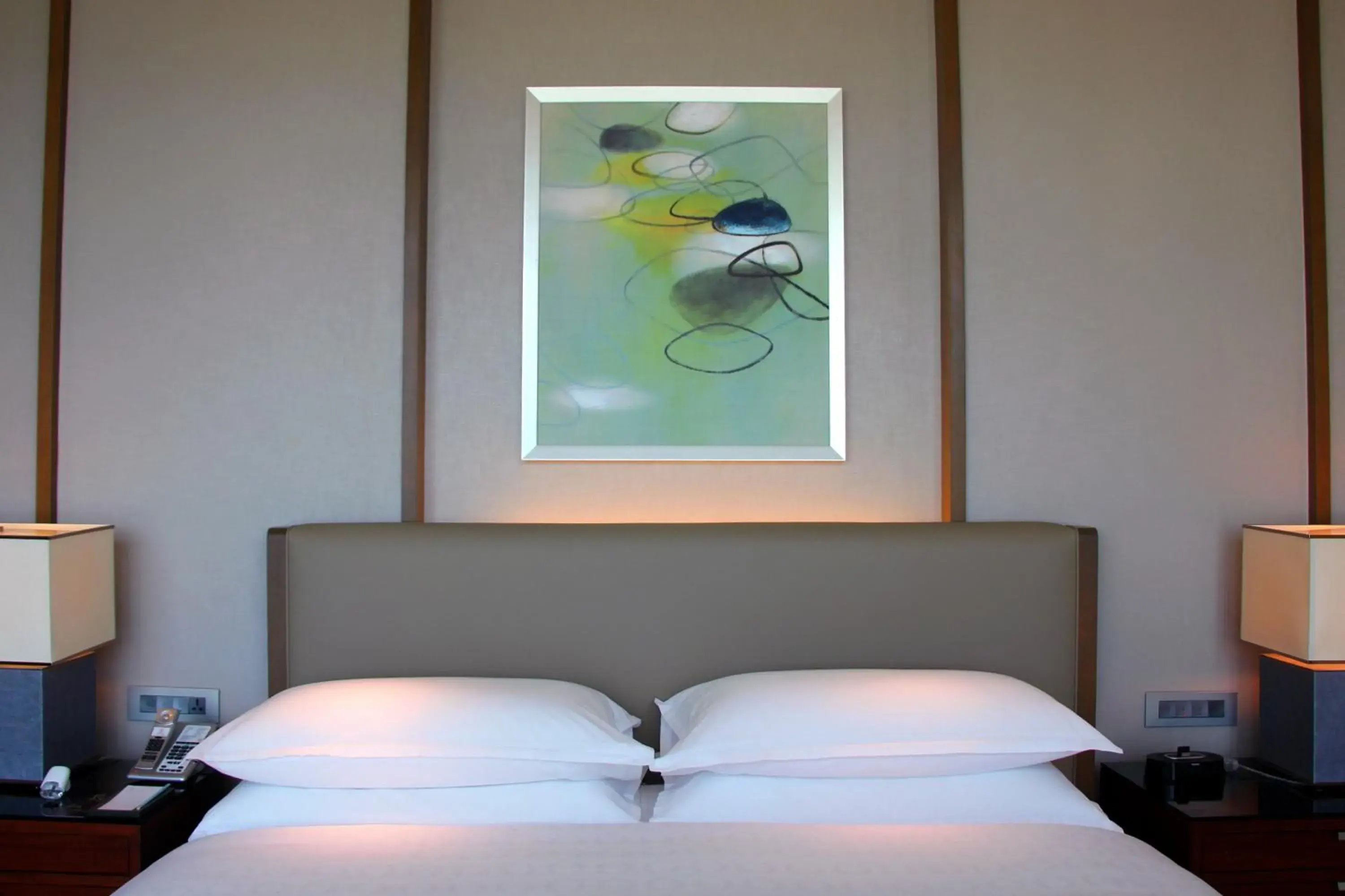 Bed in Sheraton Bailuhu Resort, Huizhou