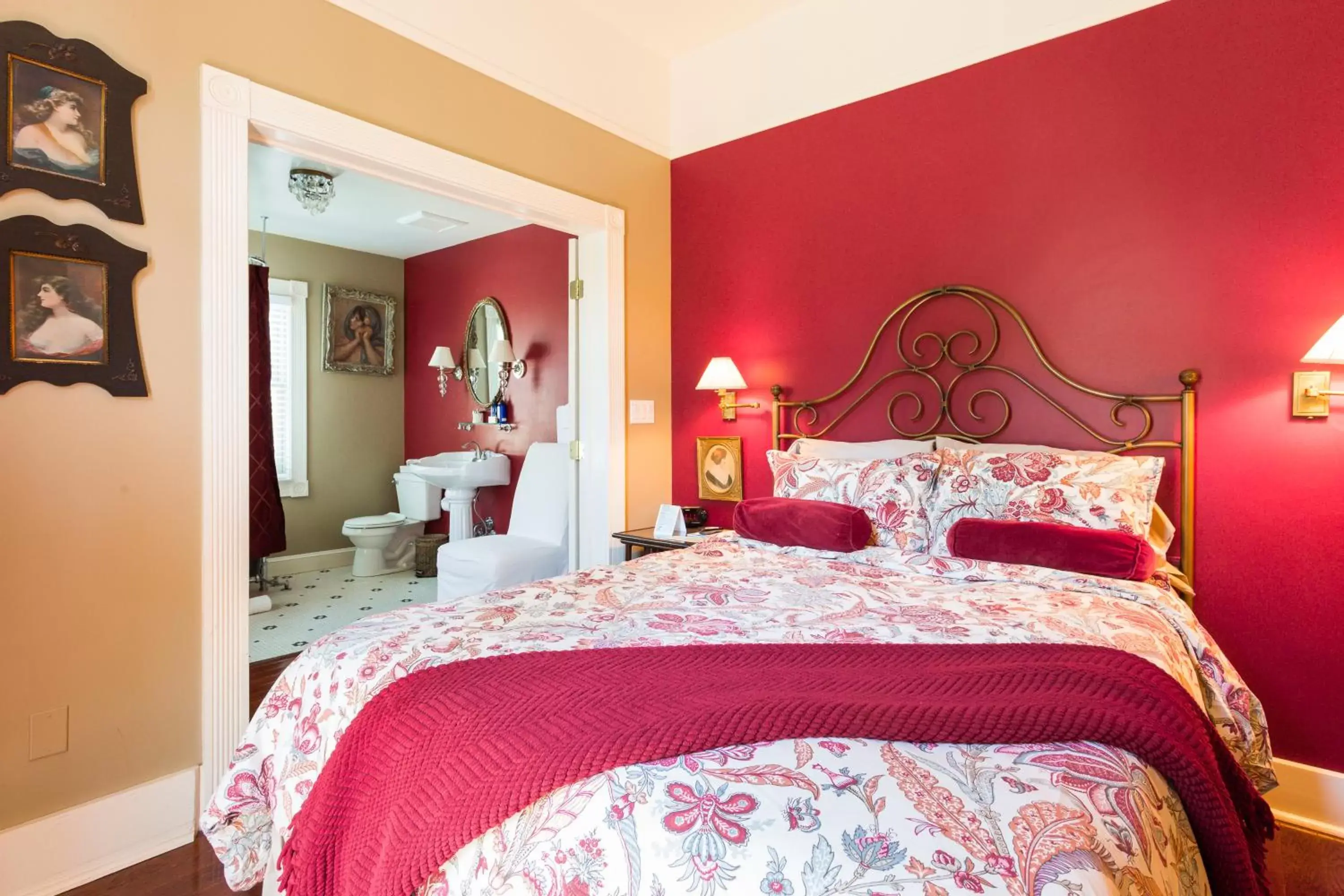 Bedroom, Bed in Panama Hotel and Suites Bedroom, Bed in Panama Hotel and Suites