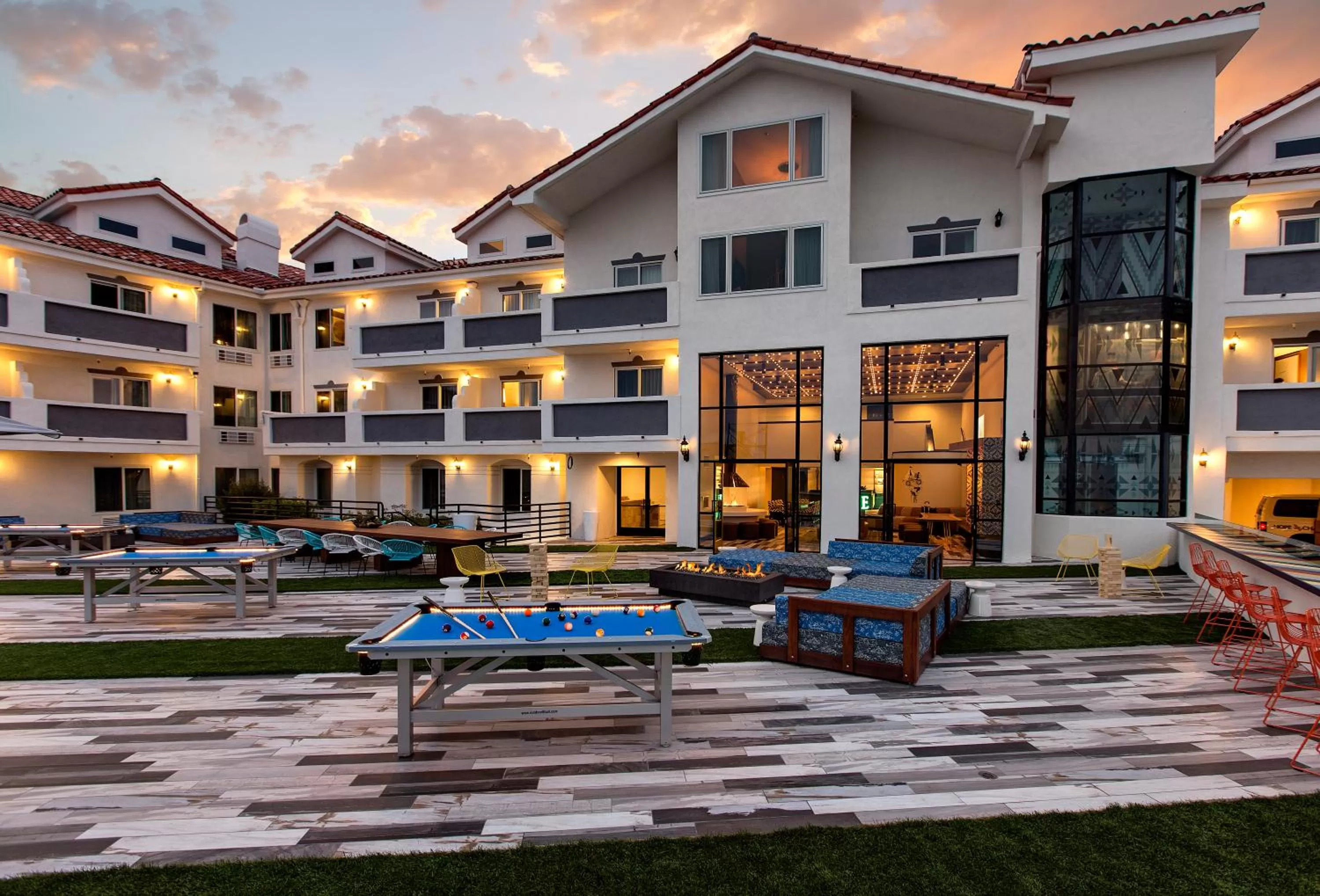 Communal lounge/ TV room in Hotel Hermosa