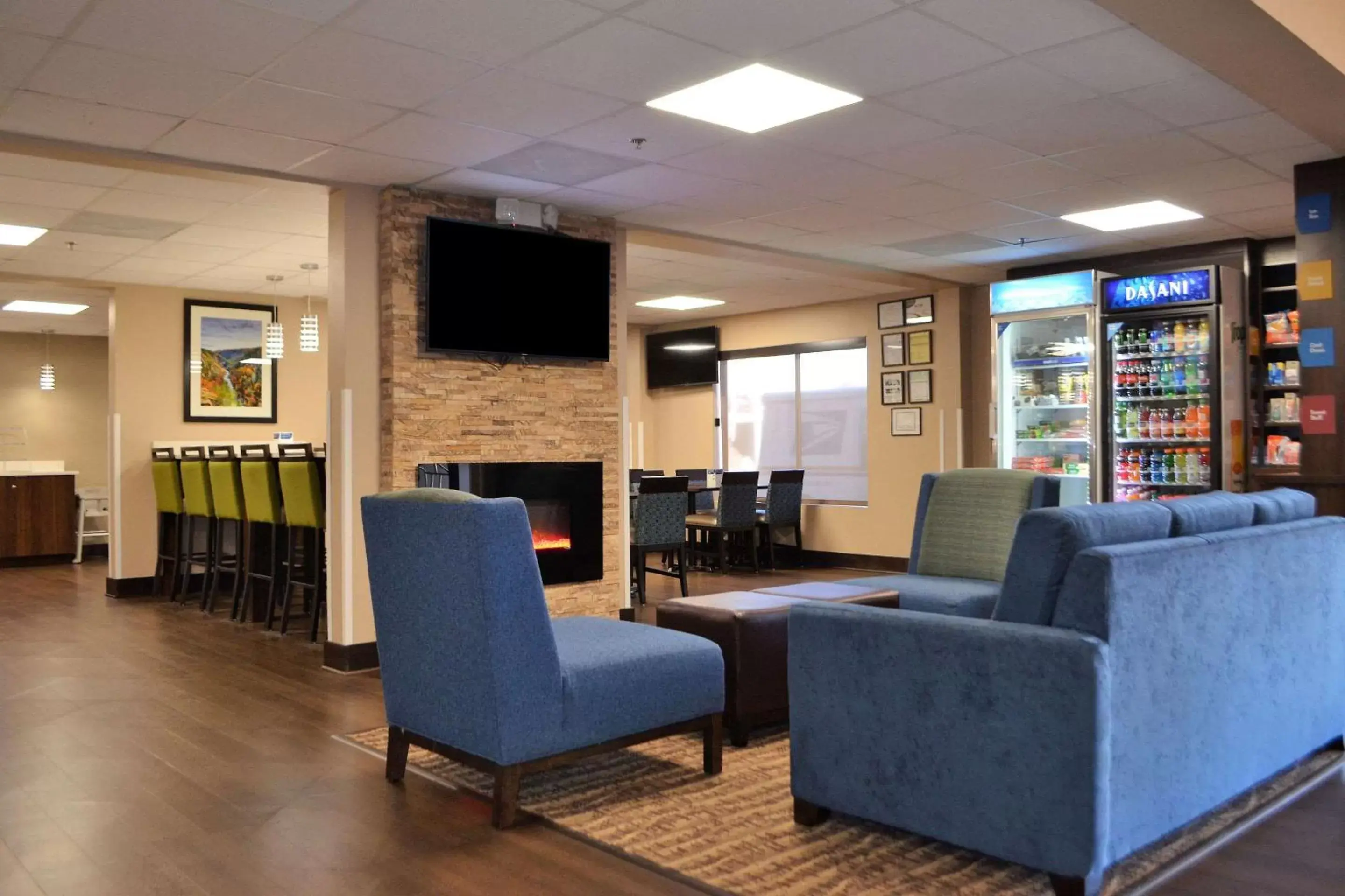 Lobby or reception, Seating Area in Comfort Suites Northside Hospital Gwinnett