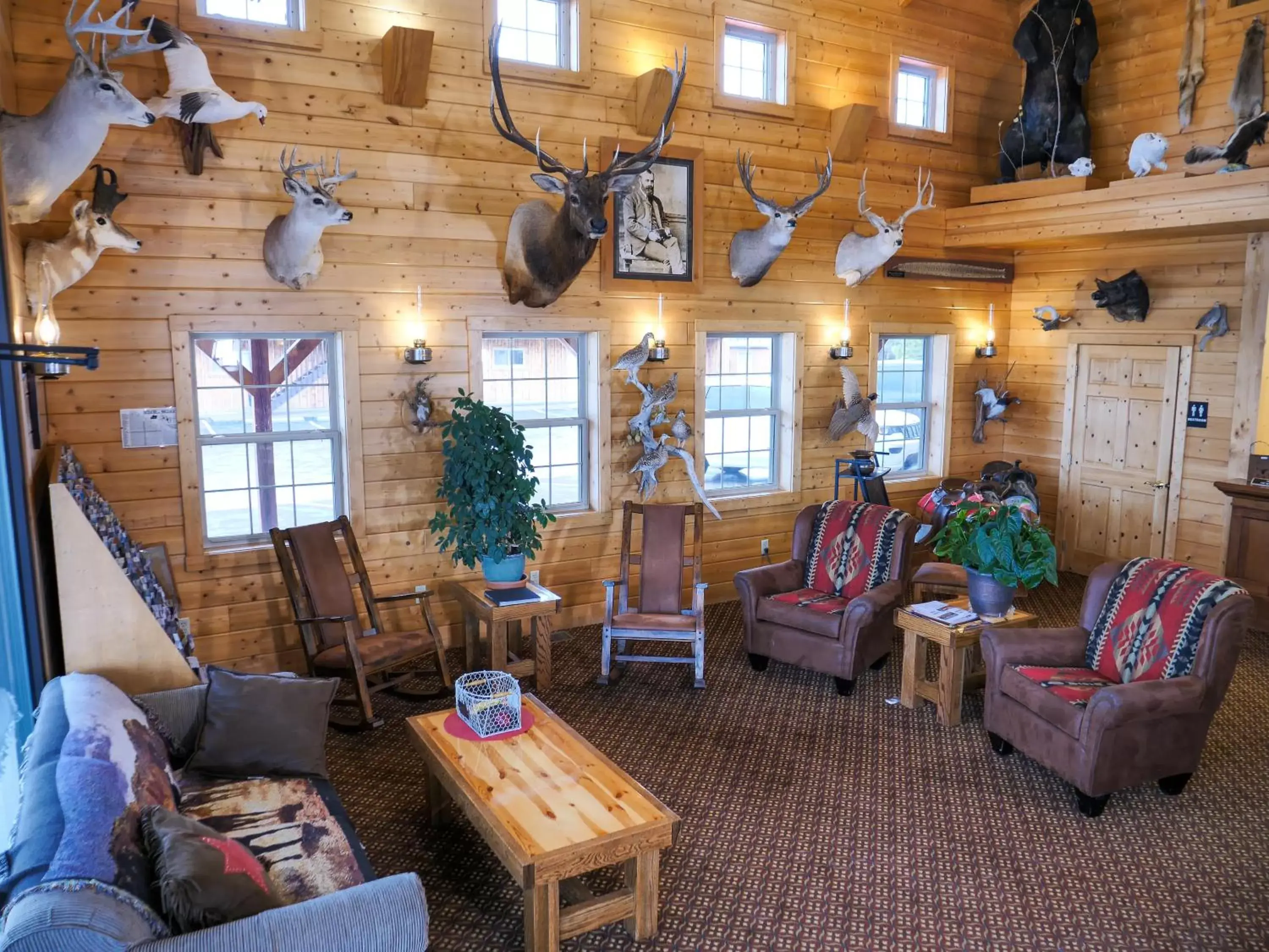 Lobby or reception, Seating Area in Range Country Lodging