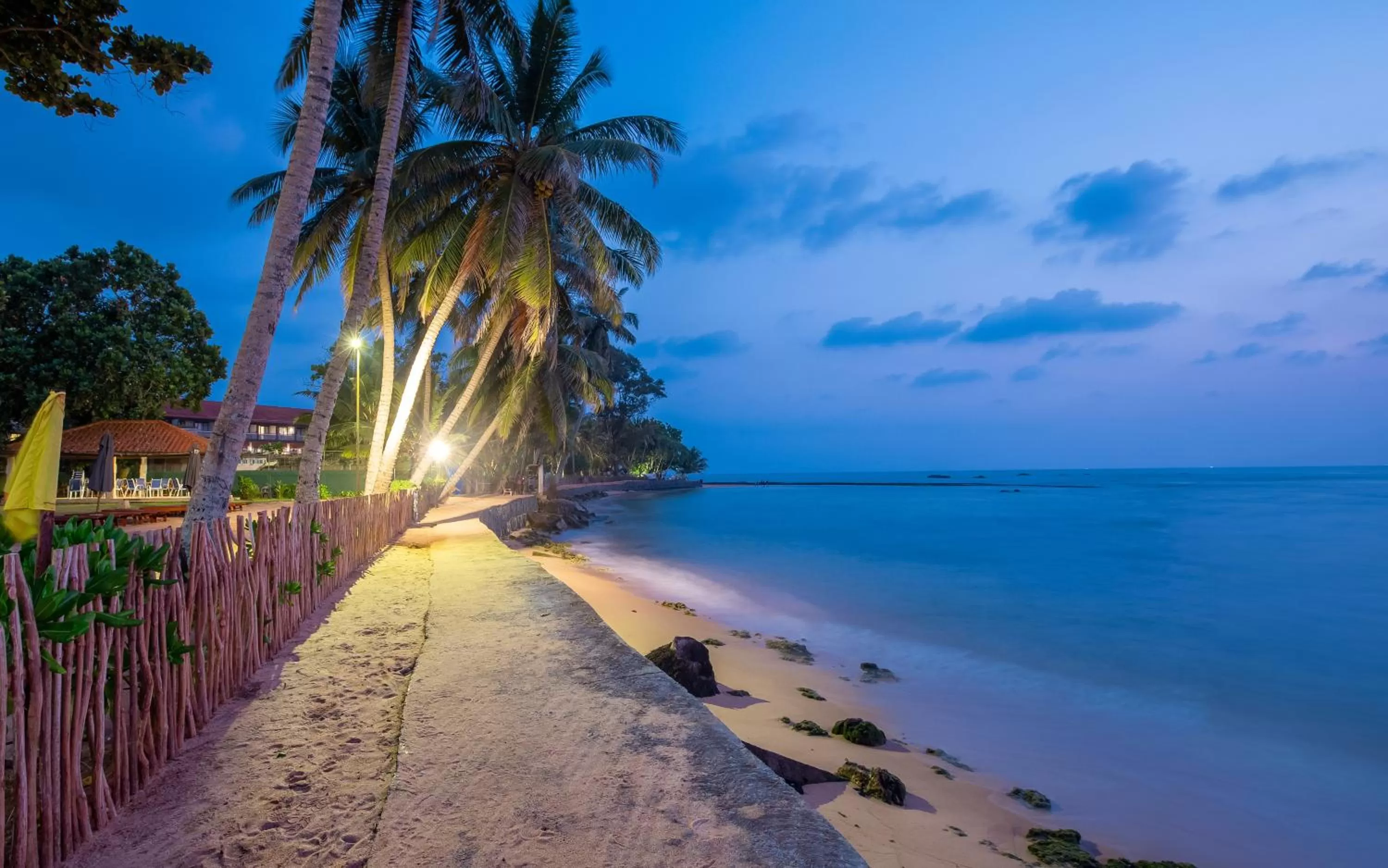 Beach in Earl's Reef