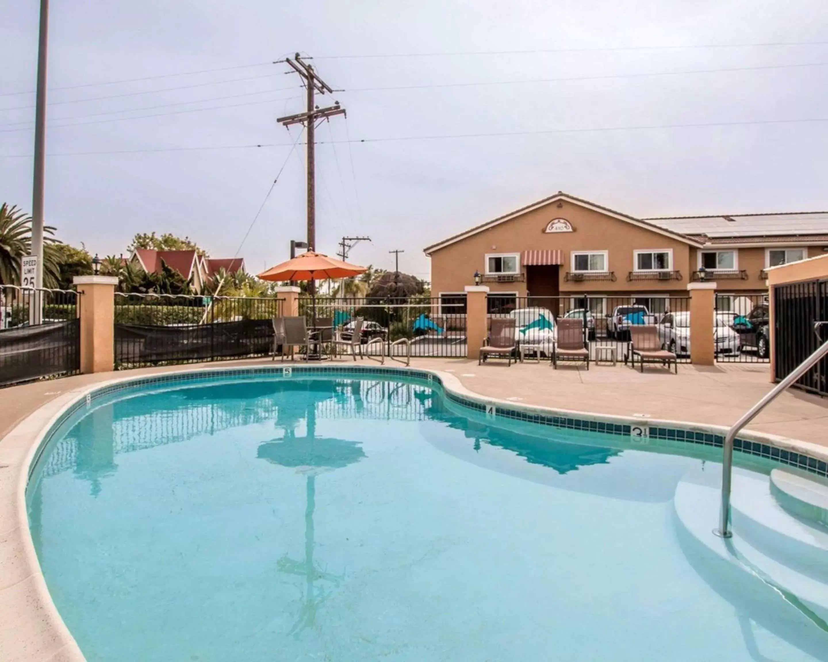 On site, Swimming Pool in Brisa Pacifica Hotel Encinitas