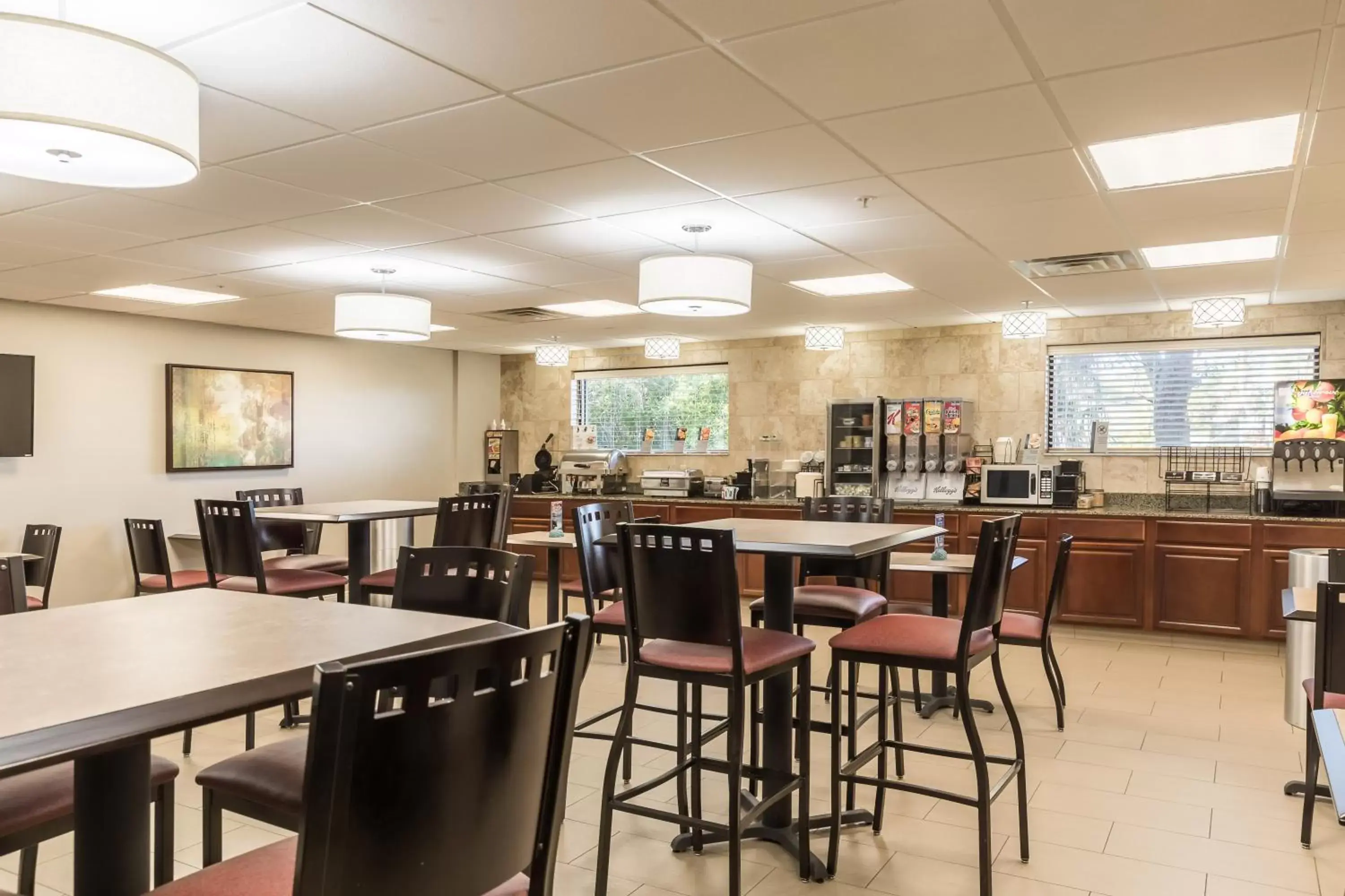 Coffee/tea facilities, Restaurant/Places to Eat in Best Western Plus Sebastian Hotel & Suites