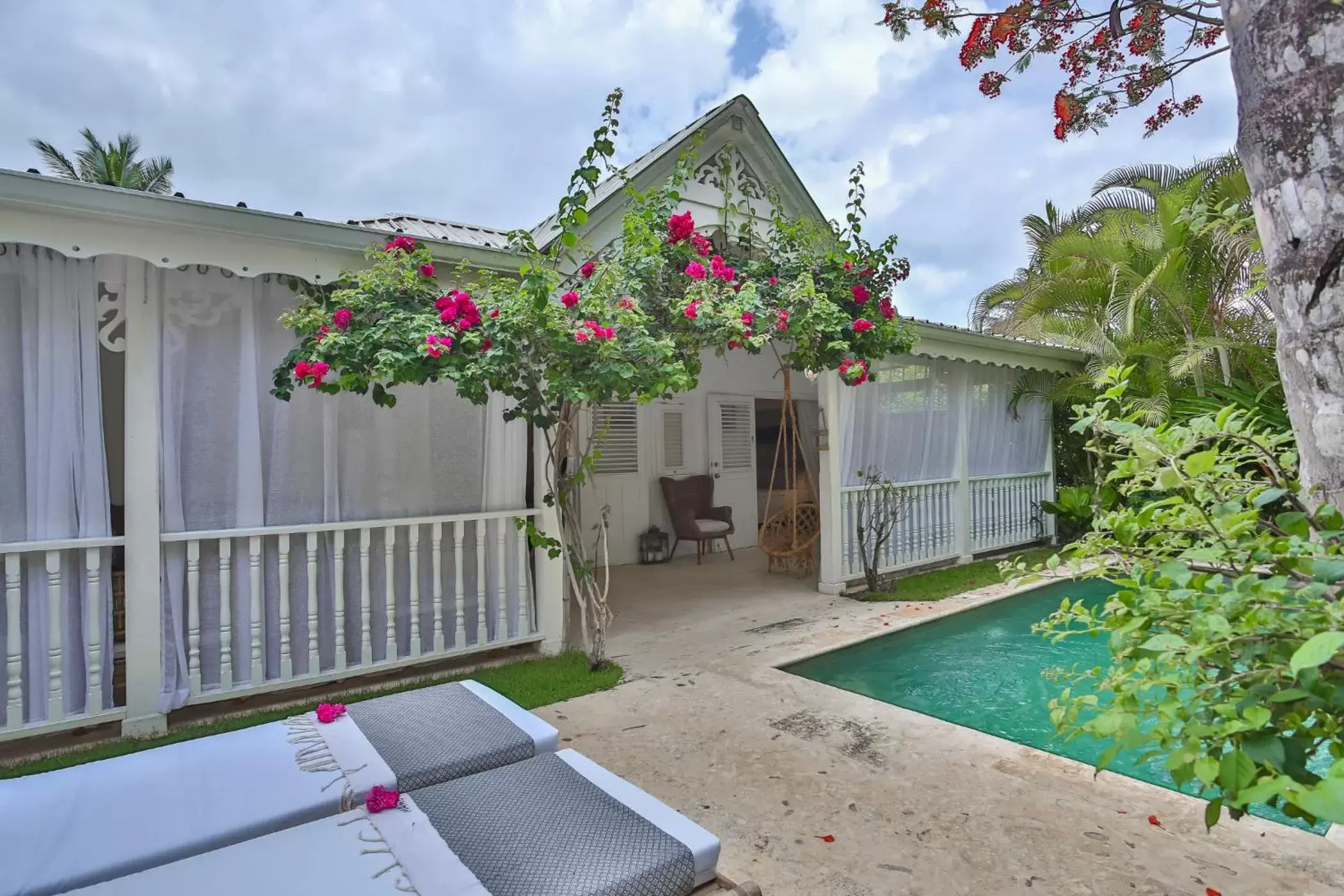 Patio, Property Building in Mahona Boutique Hotel