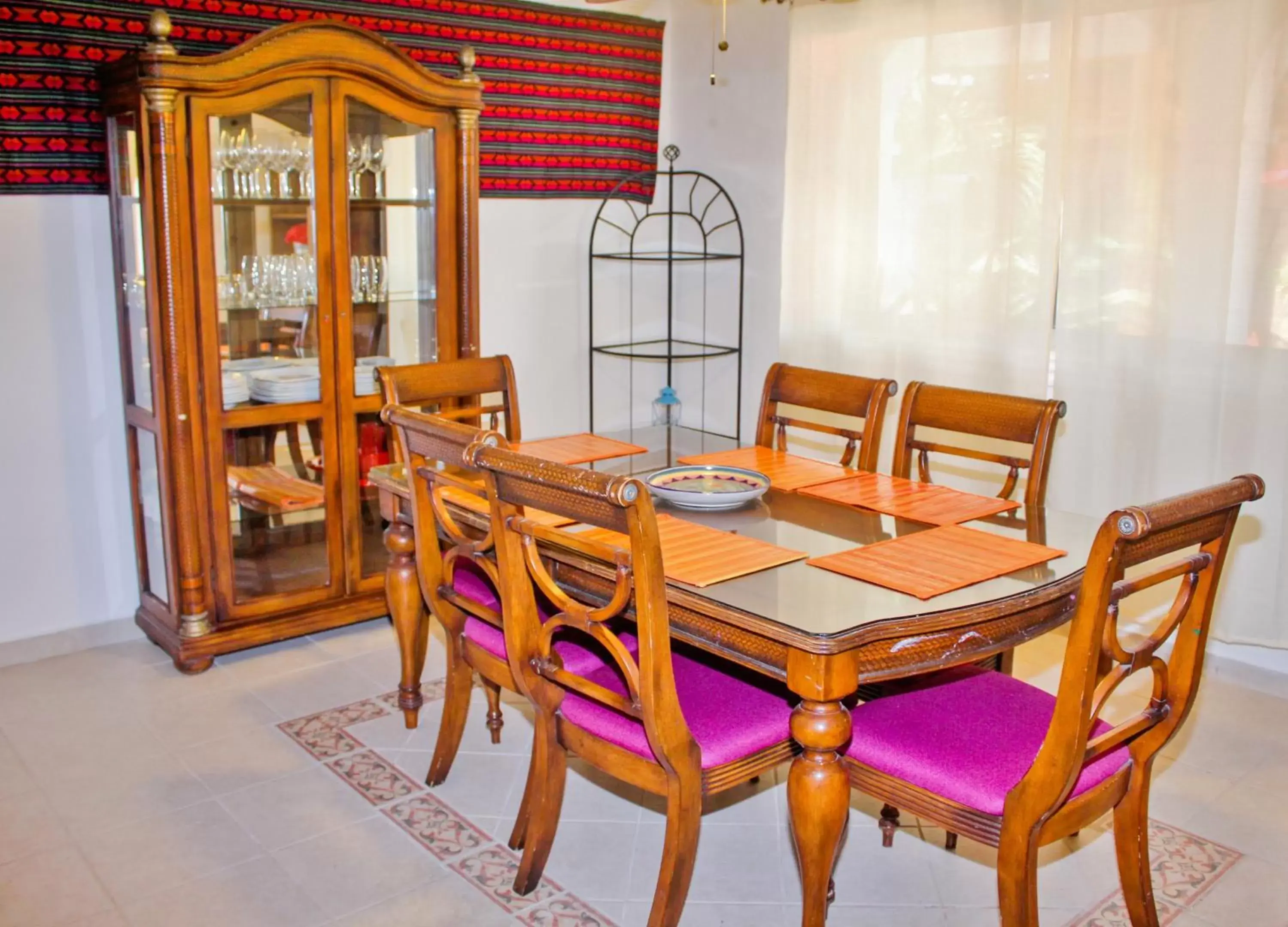 Dining Area in Hotel Villas Colibrí Suites & Bungalows