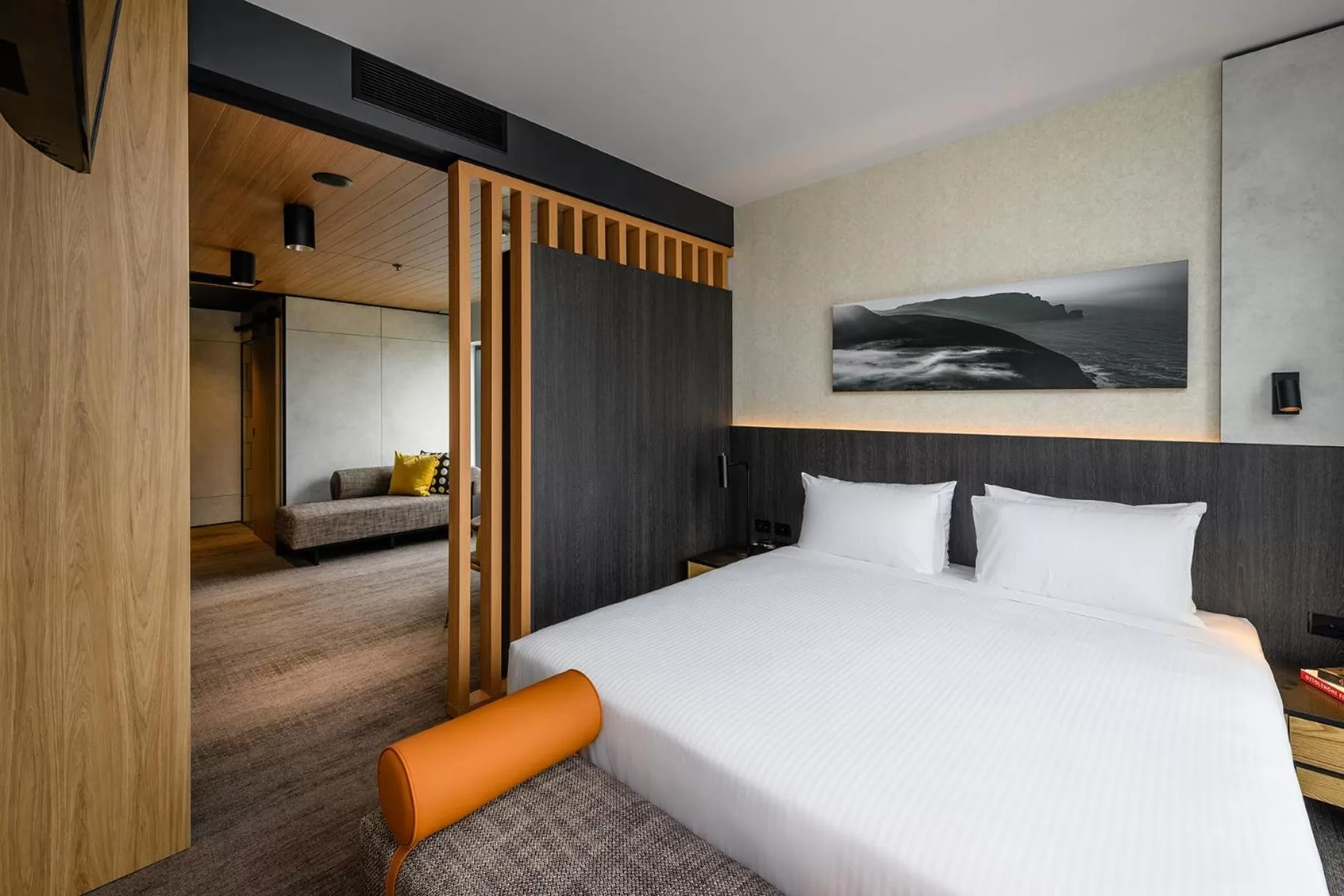 Photo of the whole room, Bed in Mövenpick Hotel Hobart