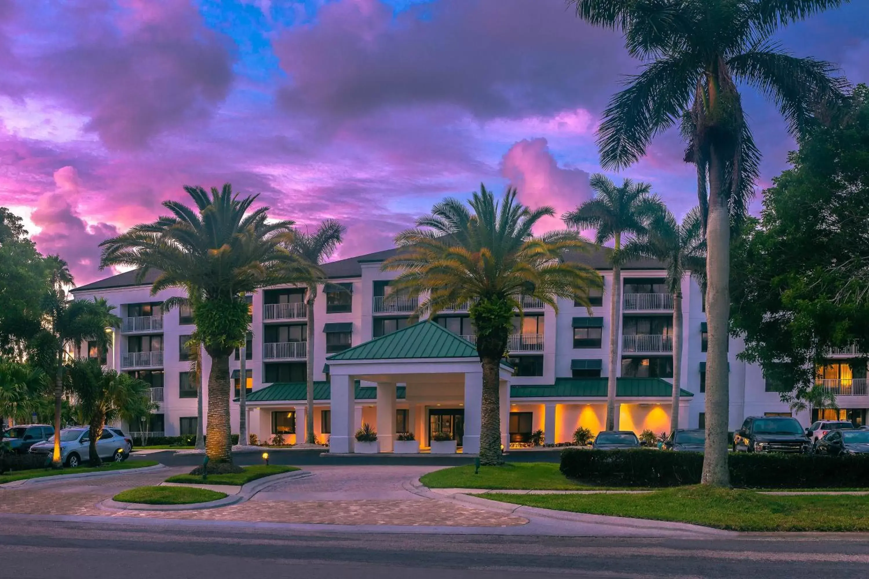 Property Building in Courtyard by Marriott - Naples