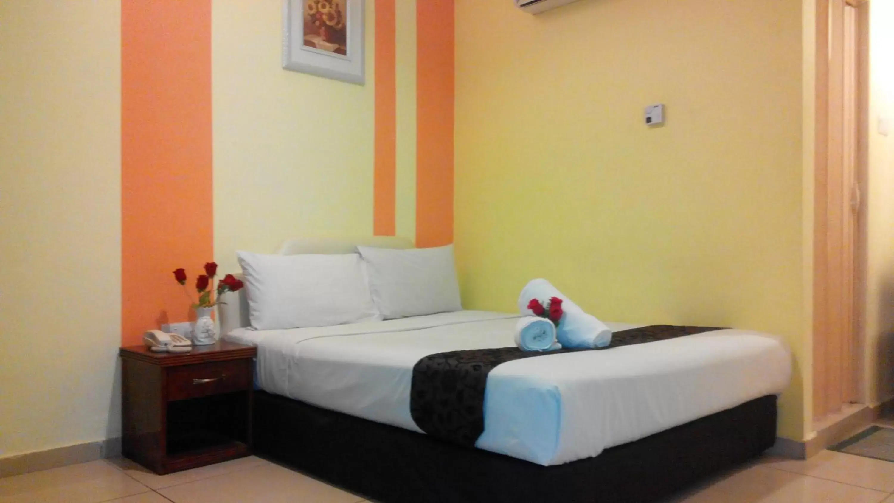 bunk bed, Room Photo in Sun Inns Hotel Kuala Selangor