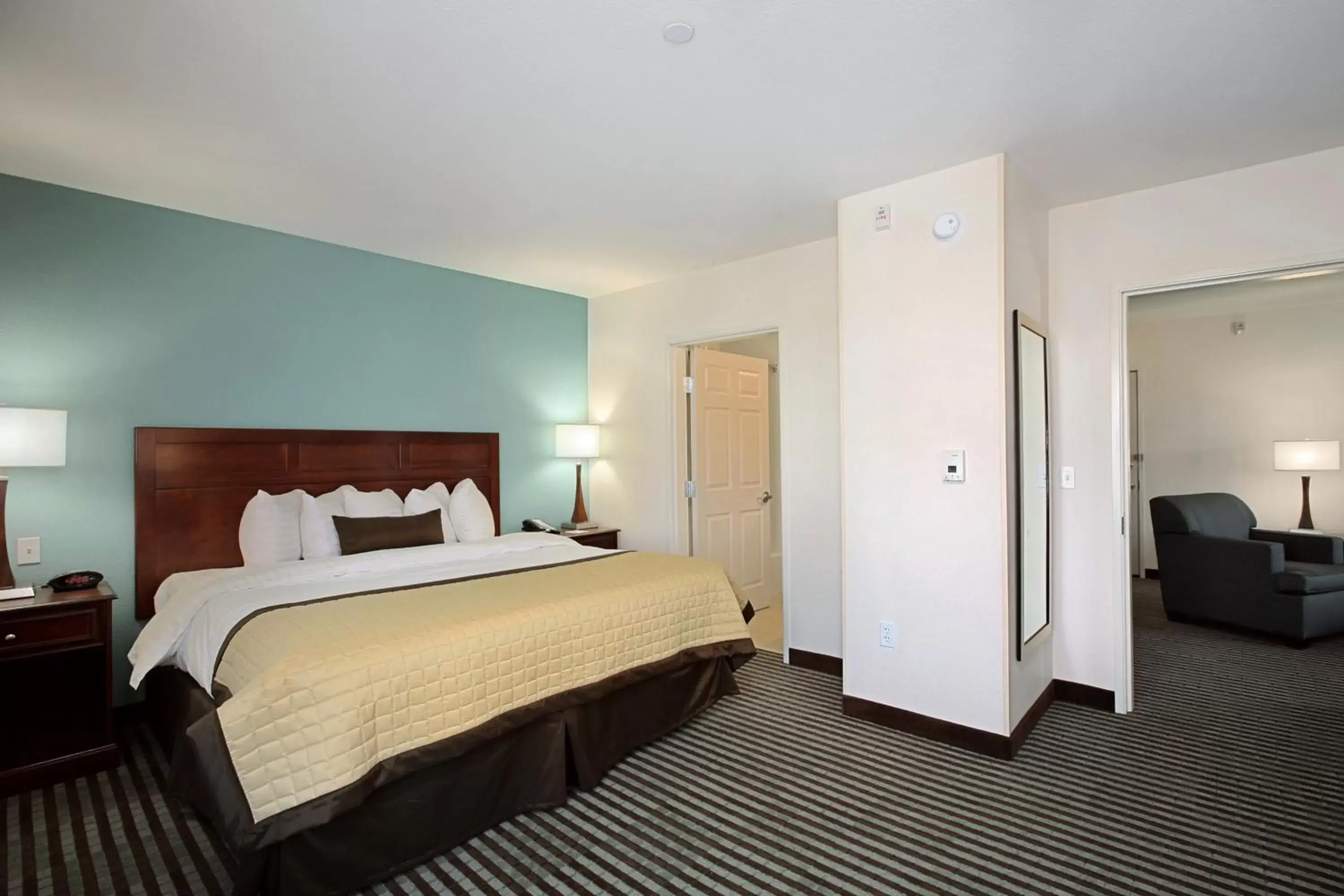 Photo of the whole room, Bed in Baymont by Wyndham Denver International Airport