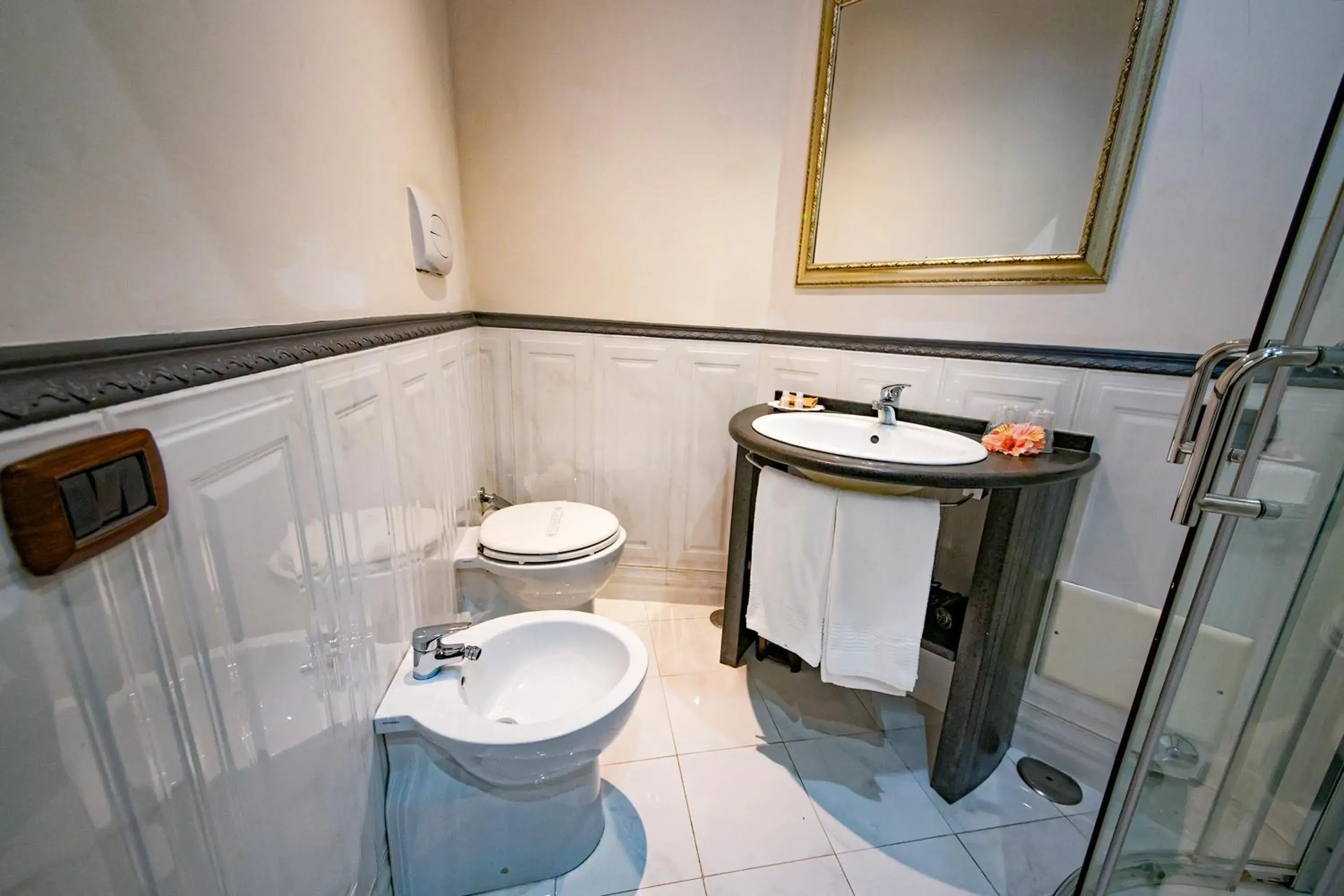 Bathroom in Hotel Lanfipe Palace