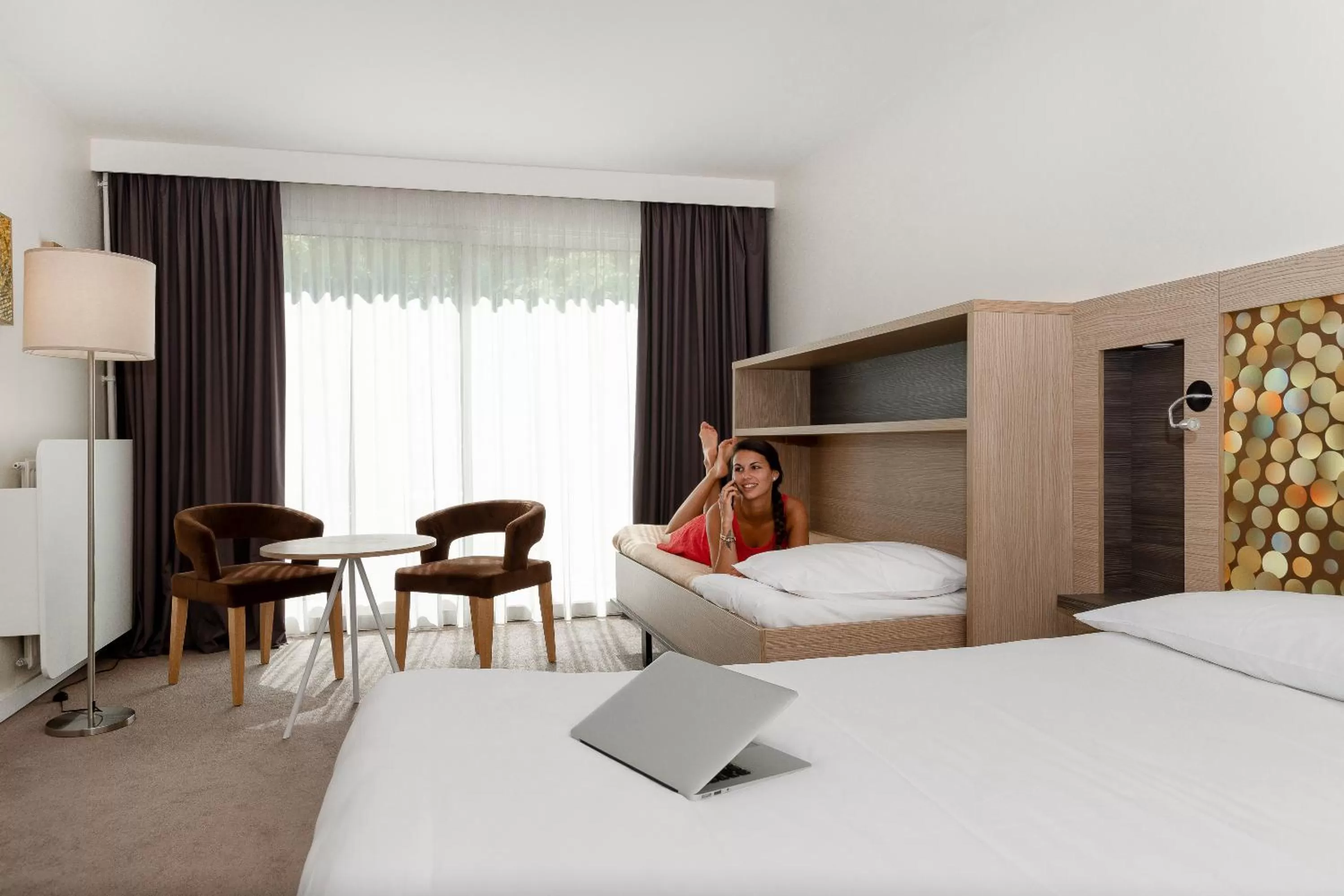 People, Bed in Hôtel du Parc