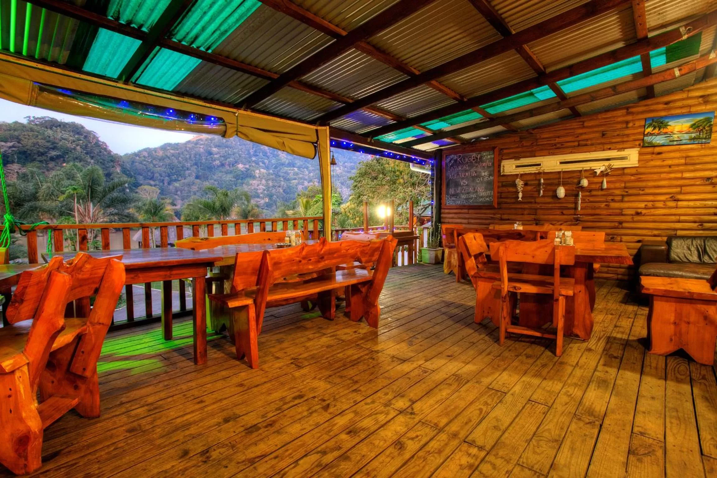 Restaurant/places to eat in The Spotted Grunter Resort