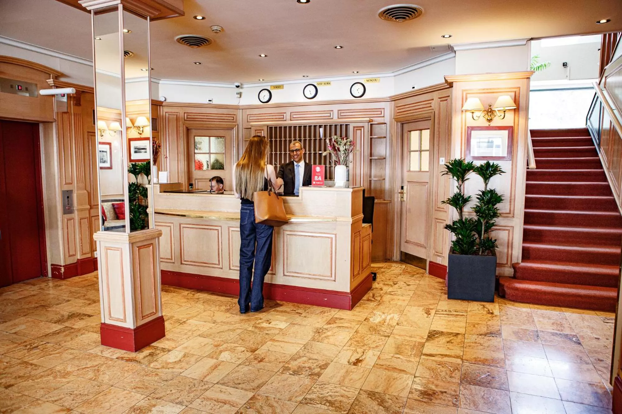 Lobby or reception in Hôtel Astoria