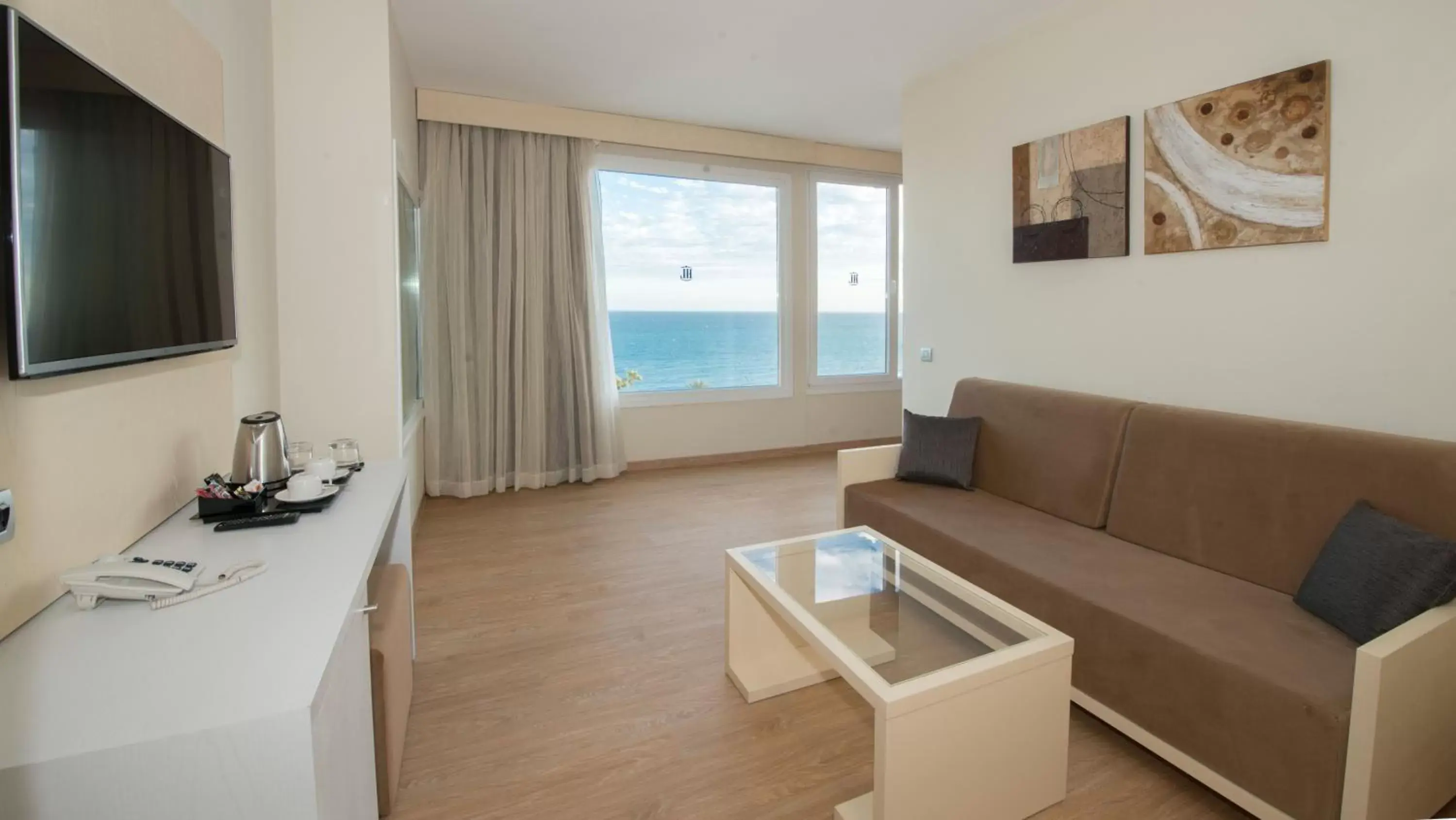 Sea view in HL Suitehotel Playa del Inglés - Adults Only