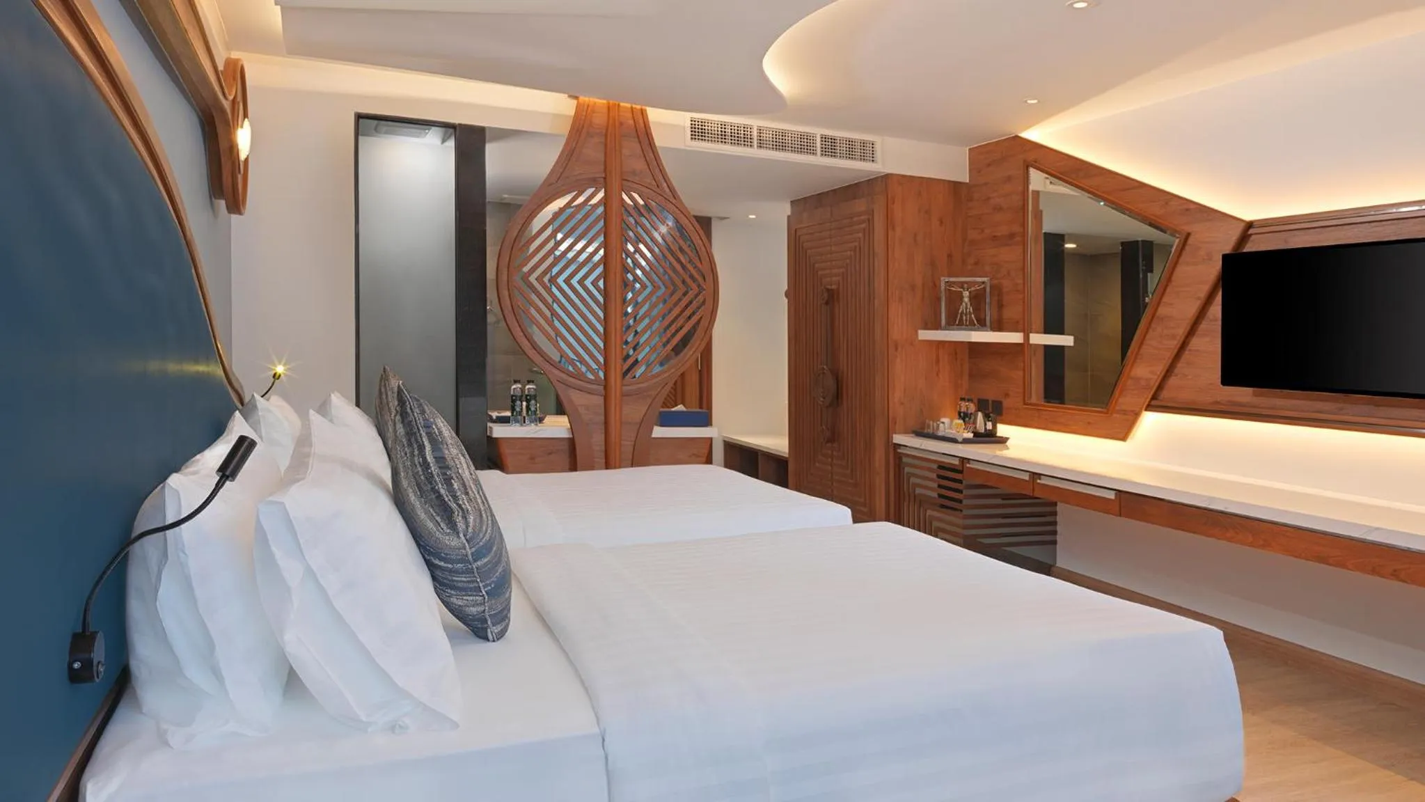 Bedroom, Bed in The Oceanic Sportel Phuket - SHA Extra Plus