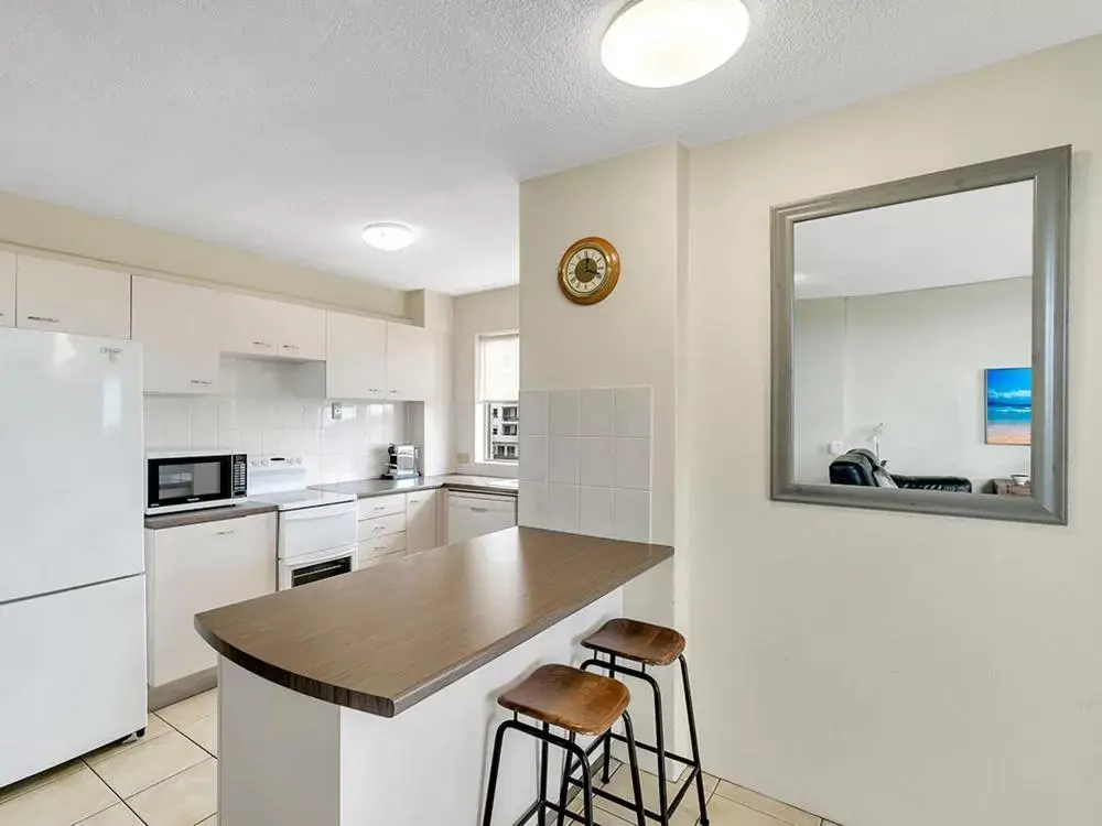 Kitchen/Kitchenette in Tradewinds Apartments