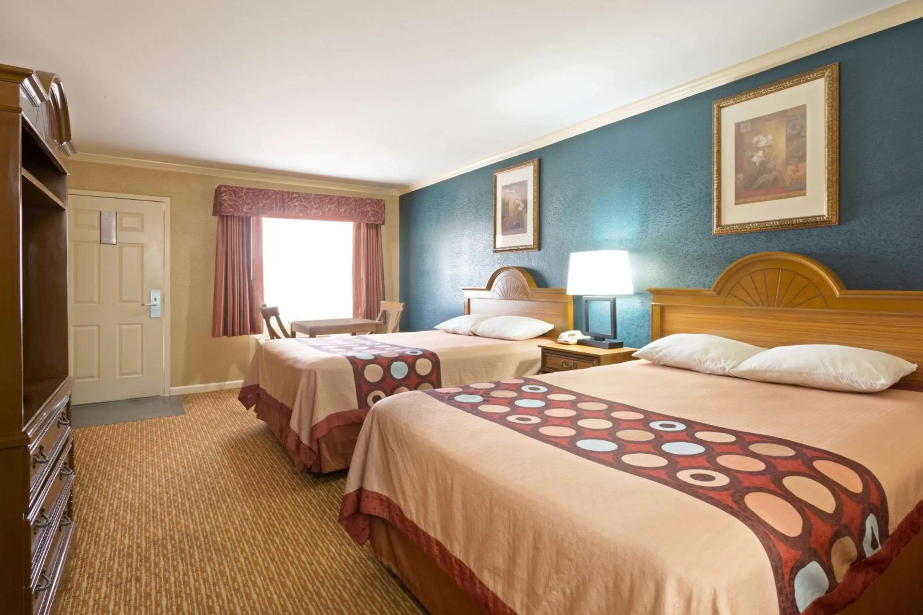 Photo of the whole room, Bed in Super 8 by Wyndham Covington Photo of the whole room, Bed in Super 8 by Wyndham Covington